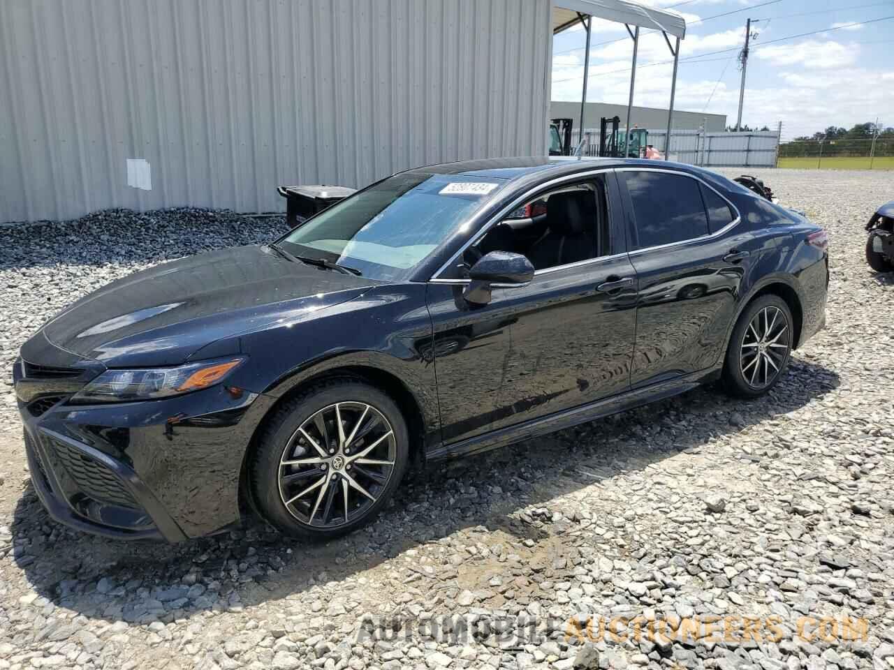 4T1G11AK1NU715396 TOYOTA CAMRY 2022