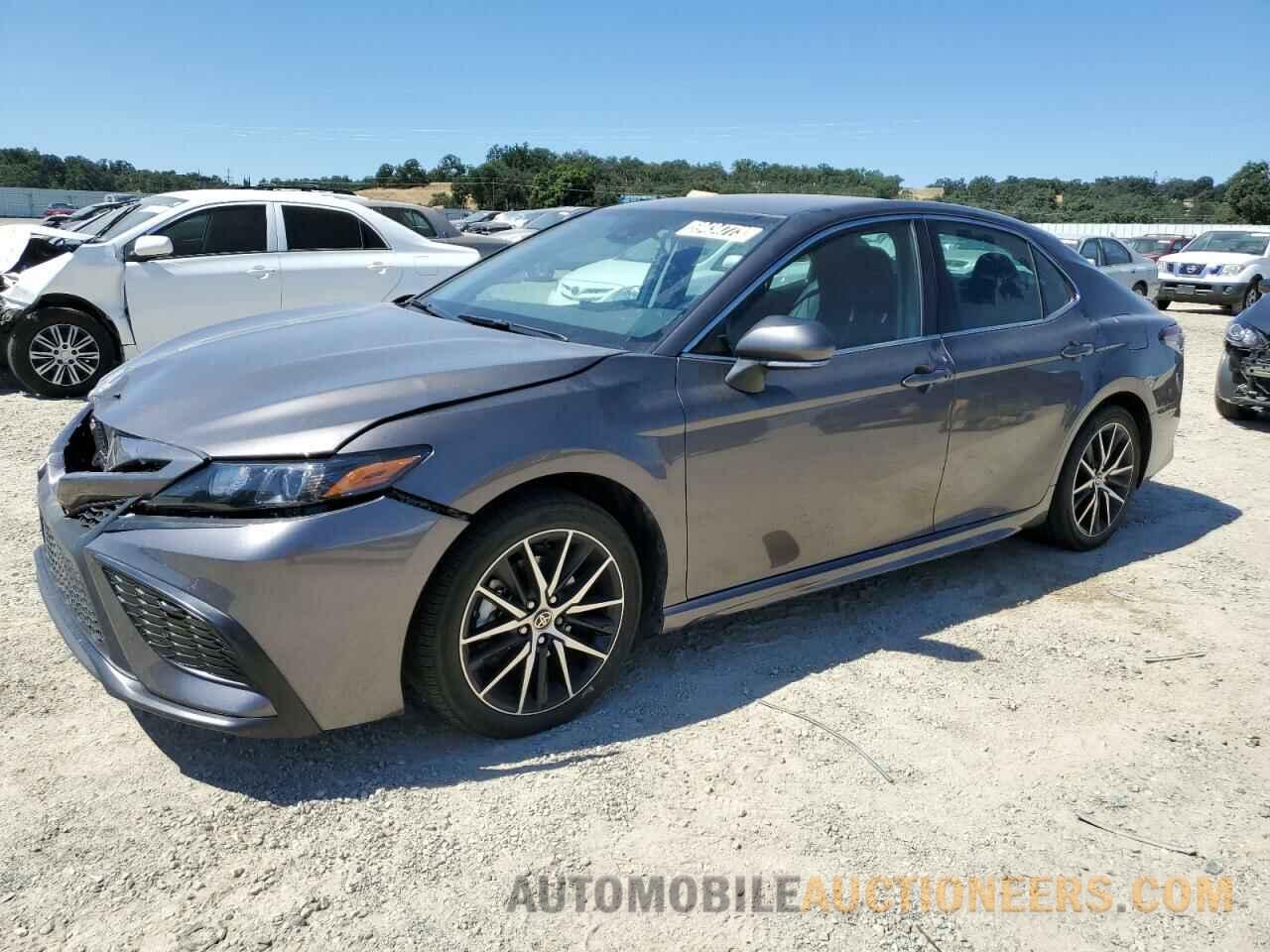 4T1G11AK1NU717181 TOYOTA CAMRY 2022