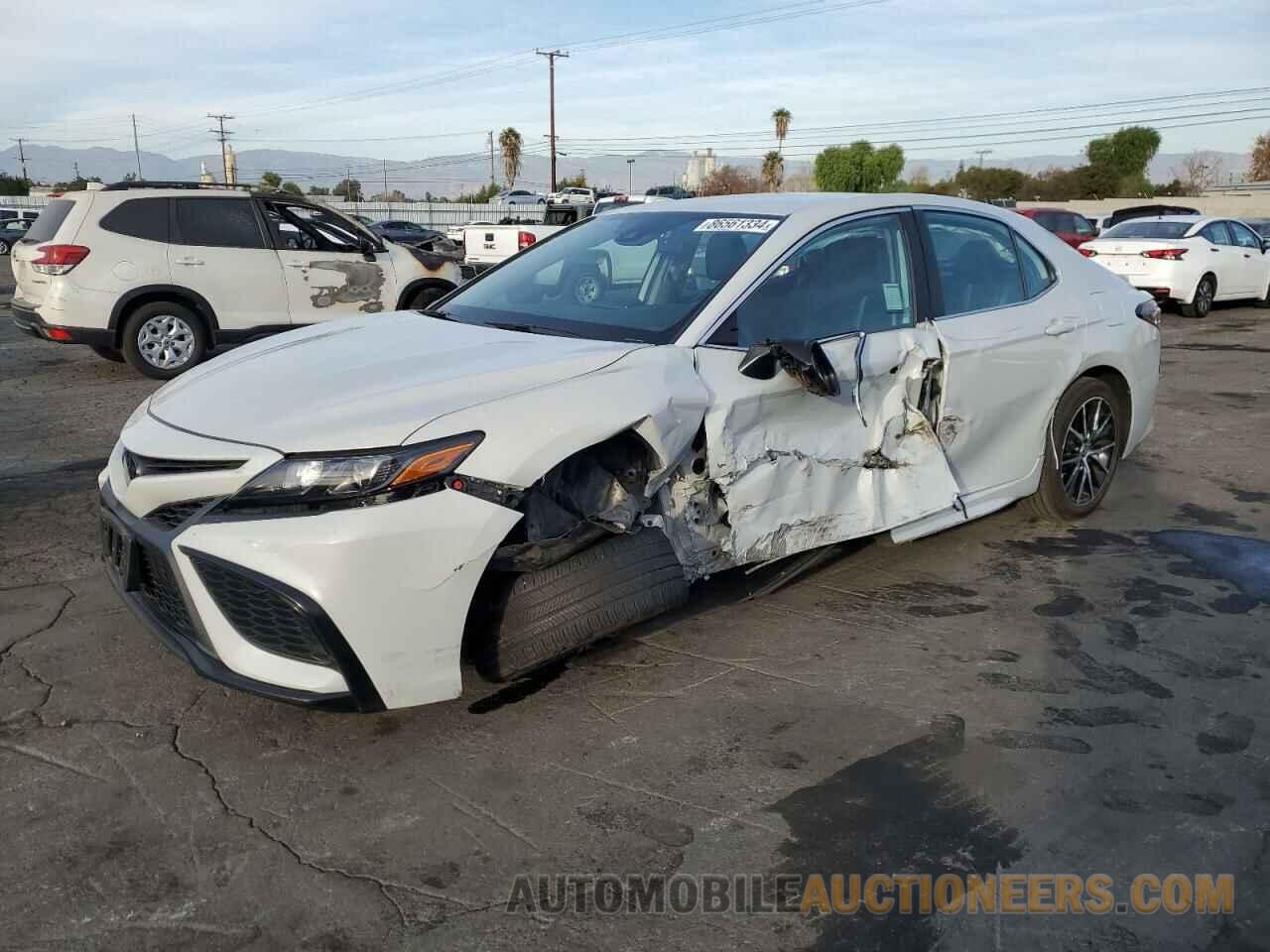 4T1G11AK1PU140364 TOYOTA CAMRY 2023