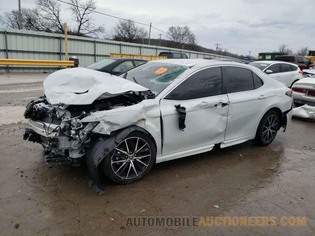 4T1G11AK1PU173803 TOYOTA CAMRY 2023