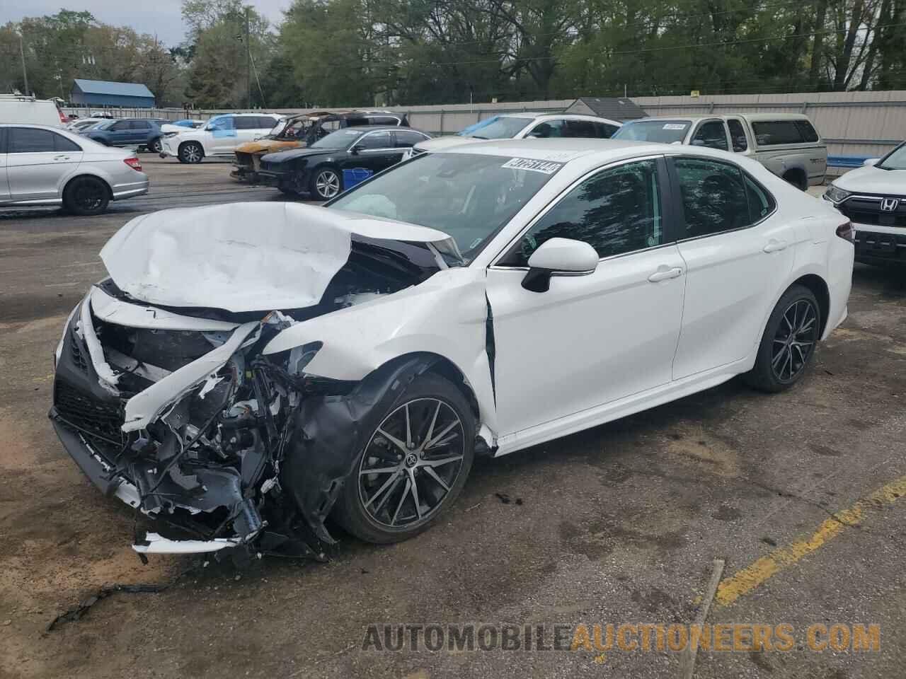 4T1G11AK1PU188298 TOYOTA CAMRY 2023