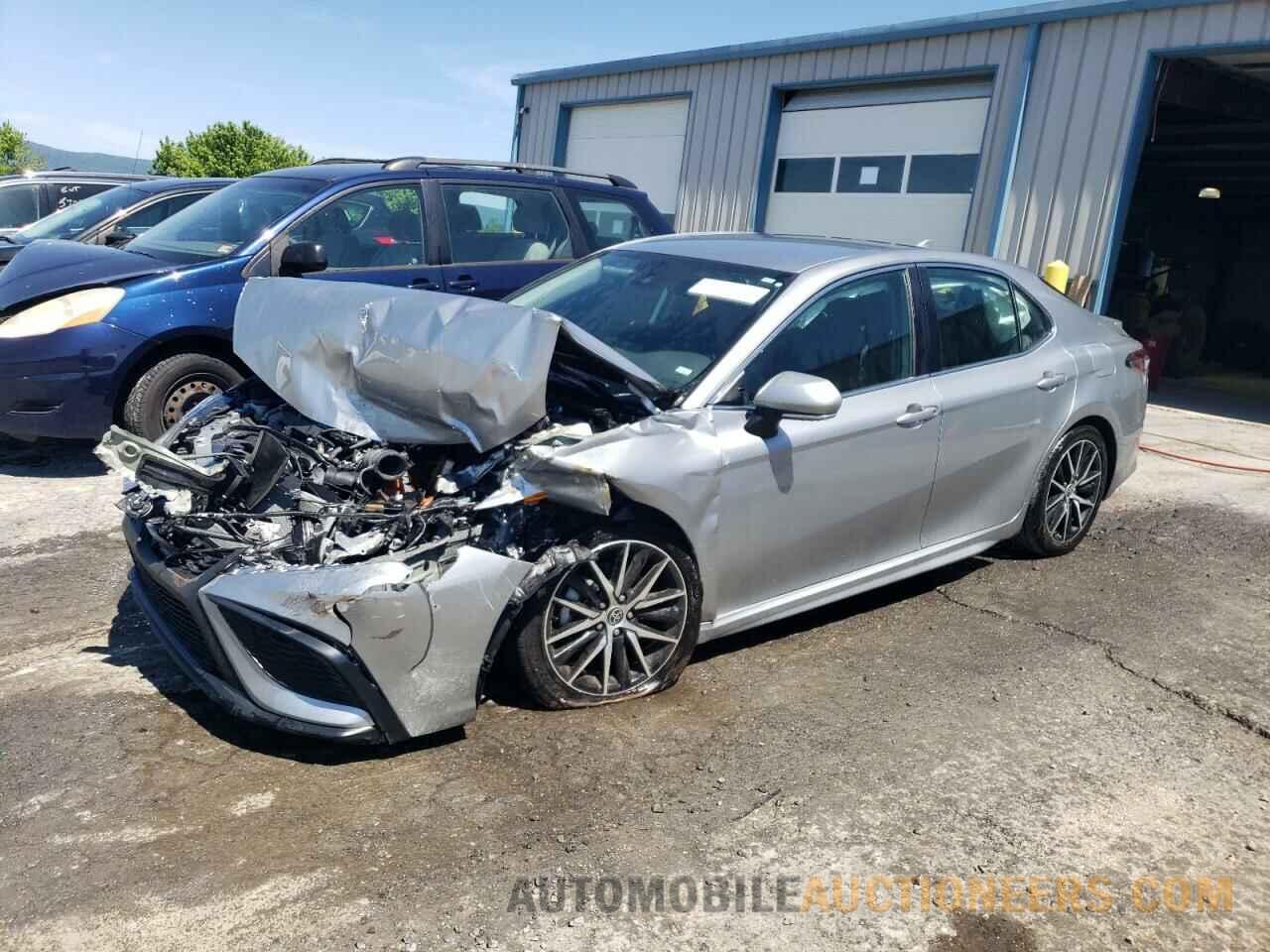 4T1G11AK1PU737613 TOYOTA CAMRY 2023