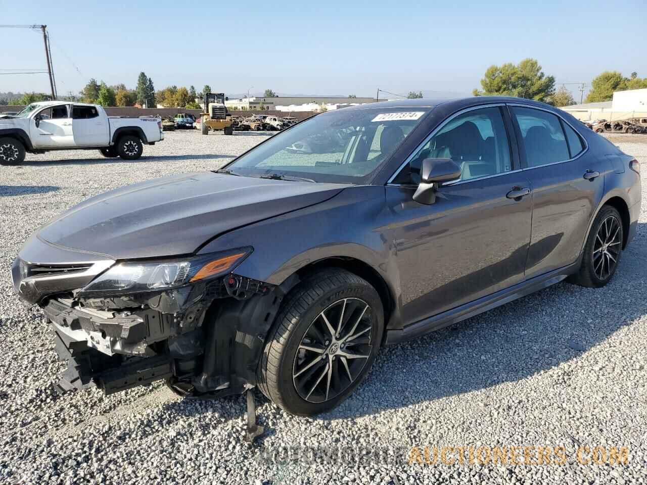 4T1G11AK1PU738194 TOYOTA CAMRY 2023