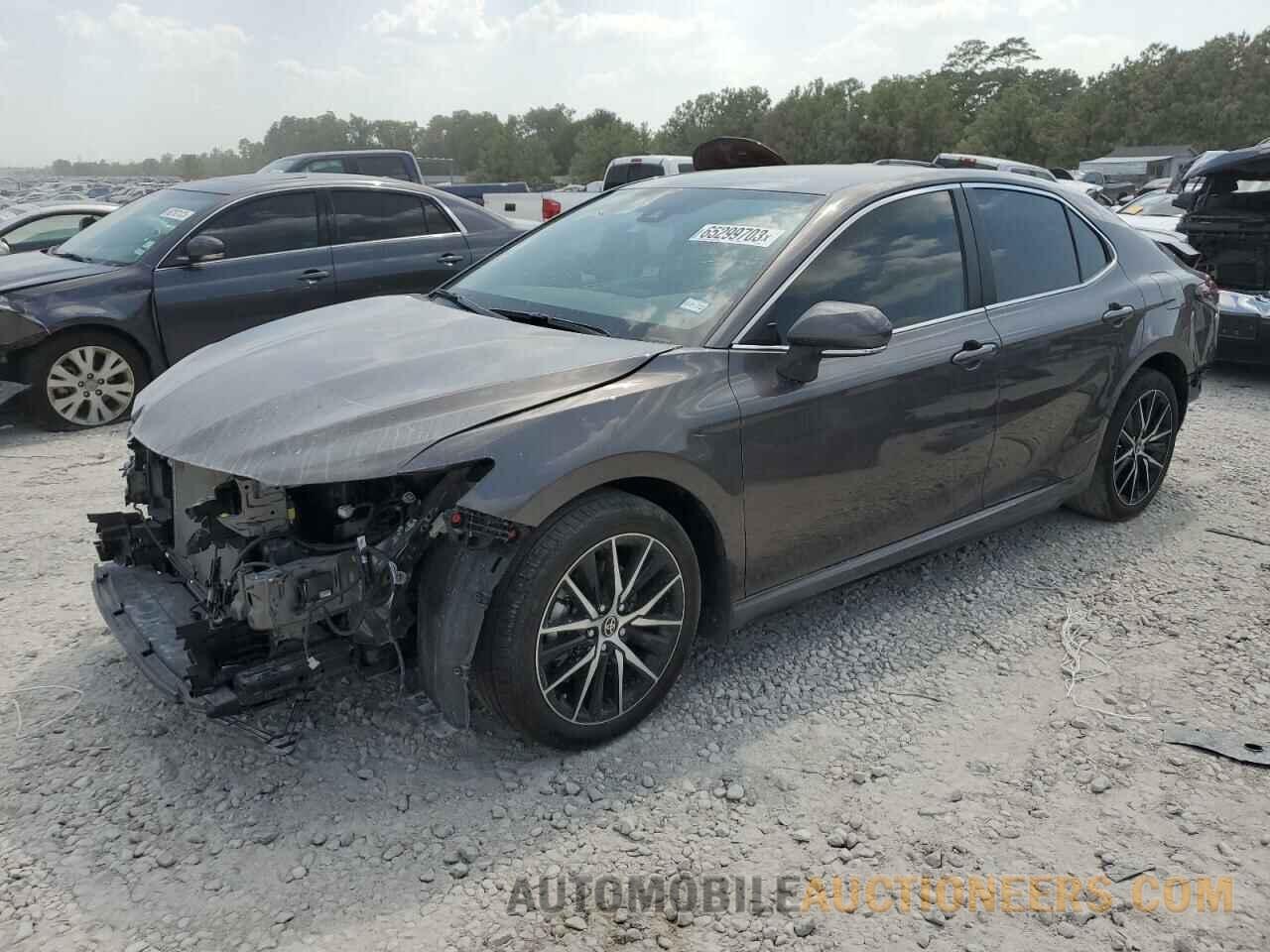 4T1G11AK1PU809930 TOYOTA CAMRY 2023