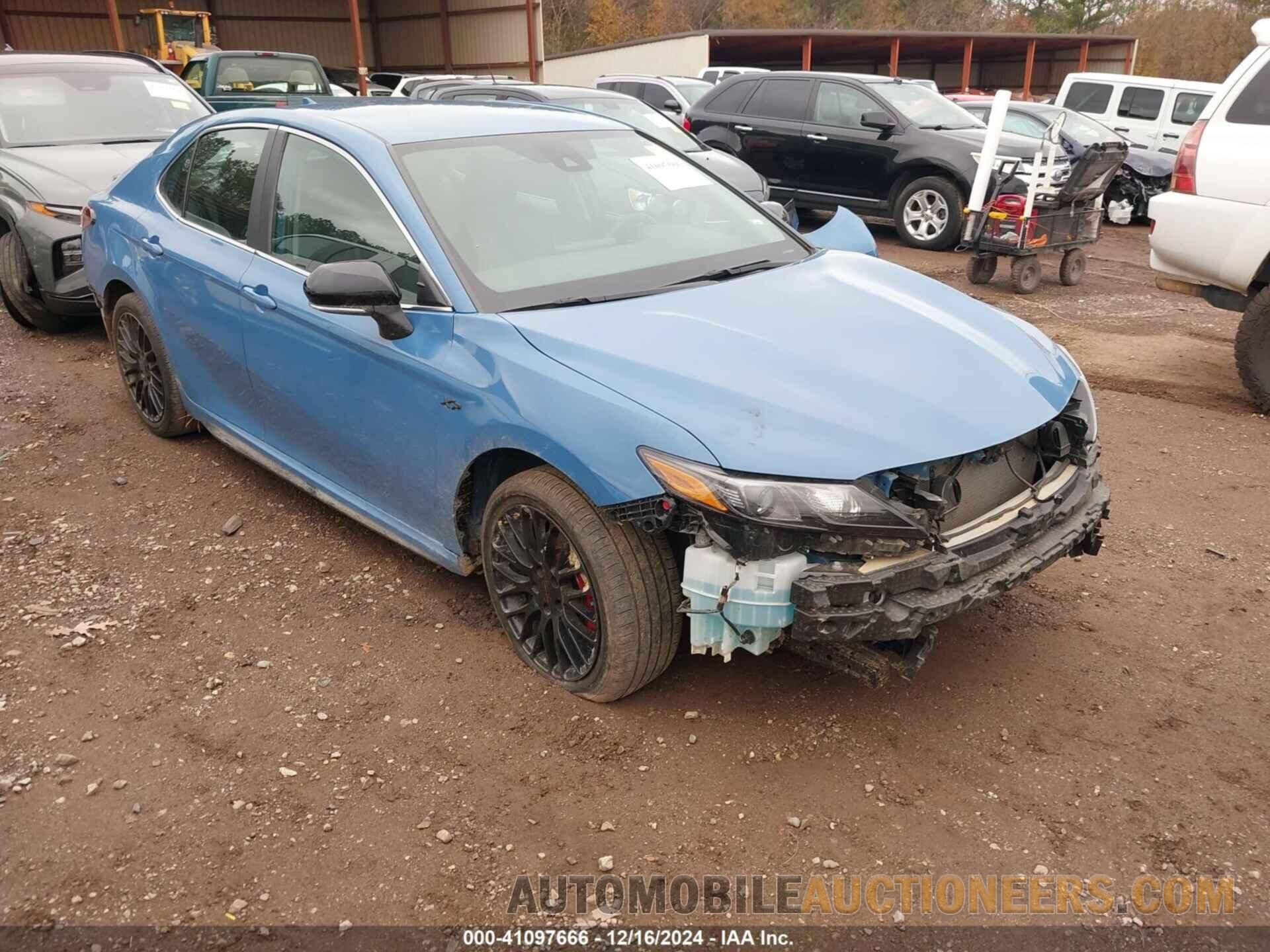 4T1G11AK1RU202638 TOYOTA CAMRY 2024