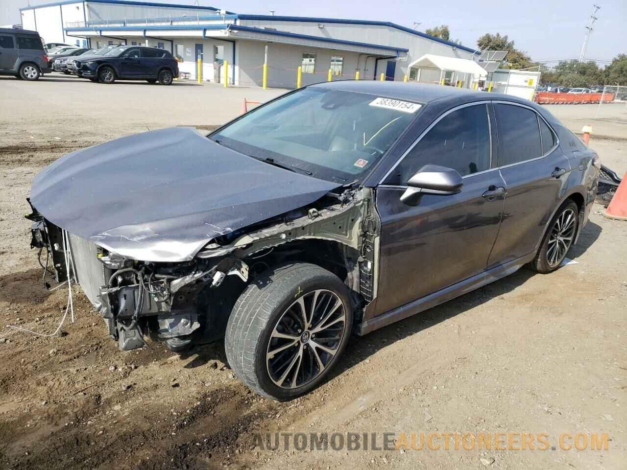 4T1G11AK2LU900876 TOYOTA CAMRY 2020