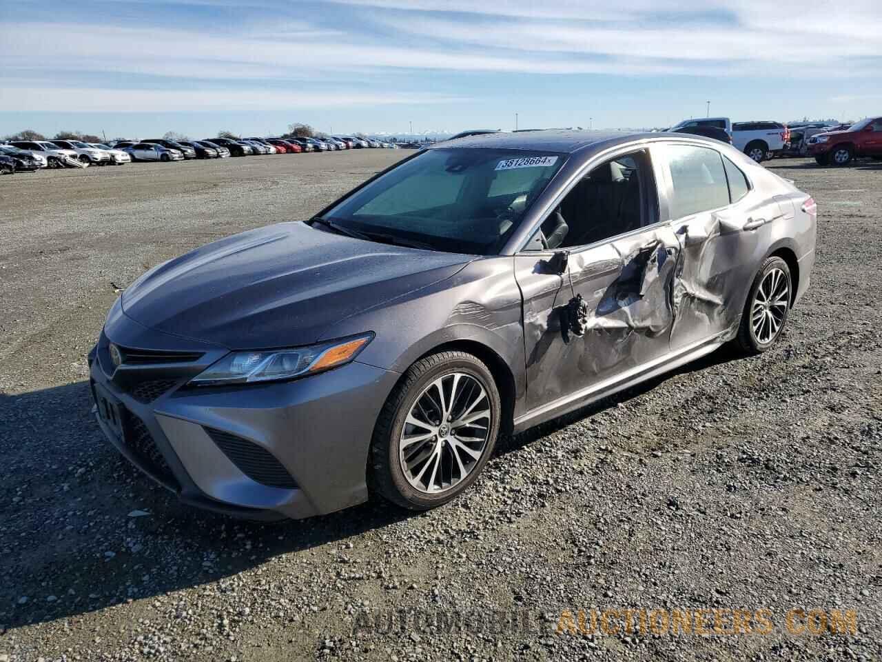 4T1G11AK2LU943565 TOYOTA CAMRY 2020