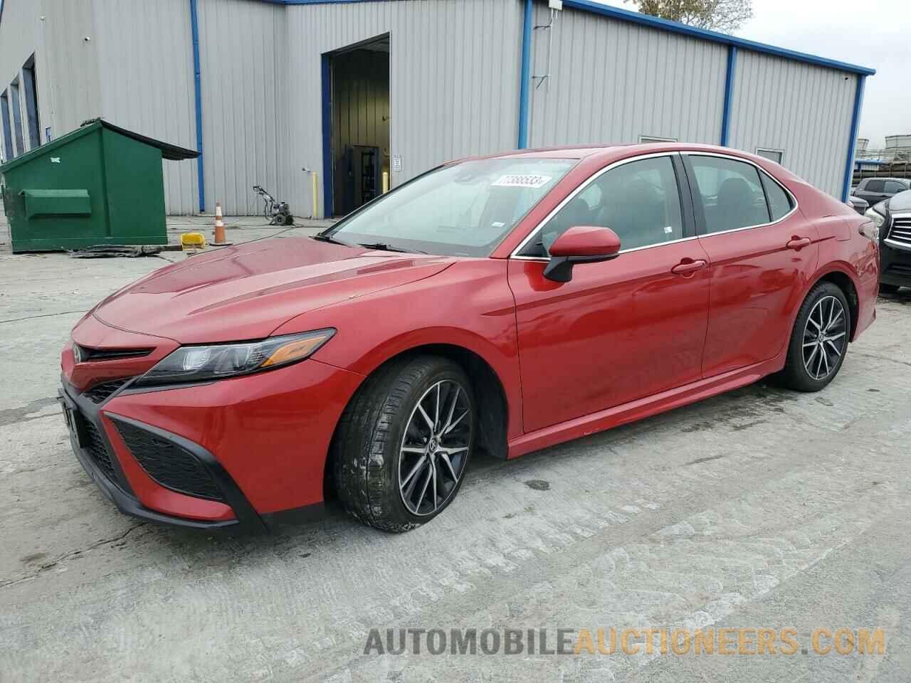 4T1G11AK2MU405756 TOYOTA CAMRY 2021