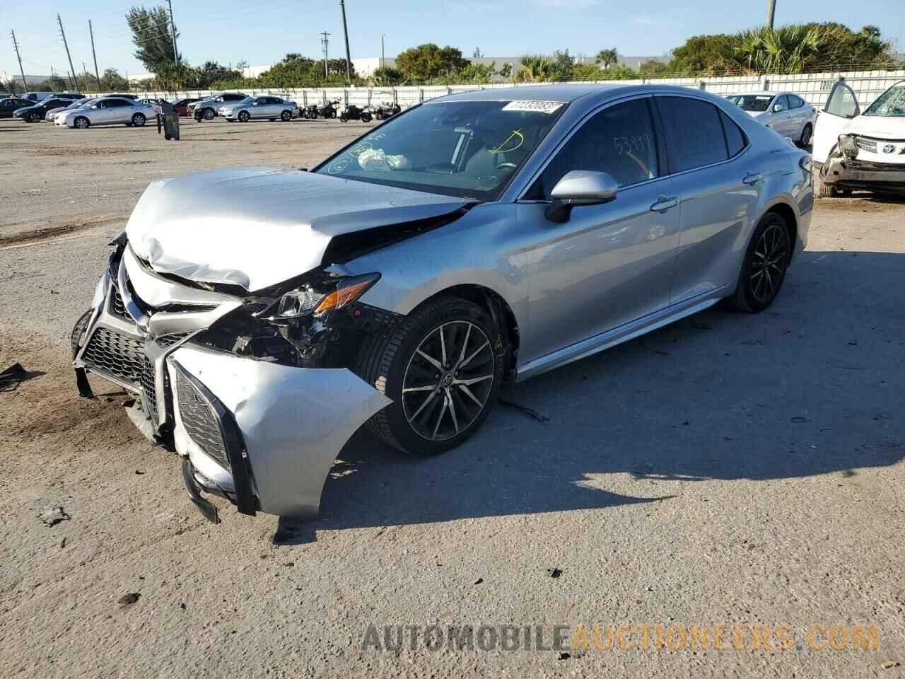 4T1G11AK2MU406275 TOYOTA CAMRY 2021