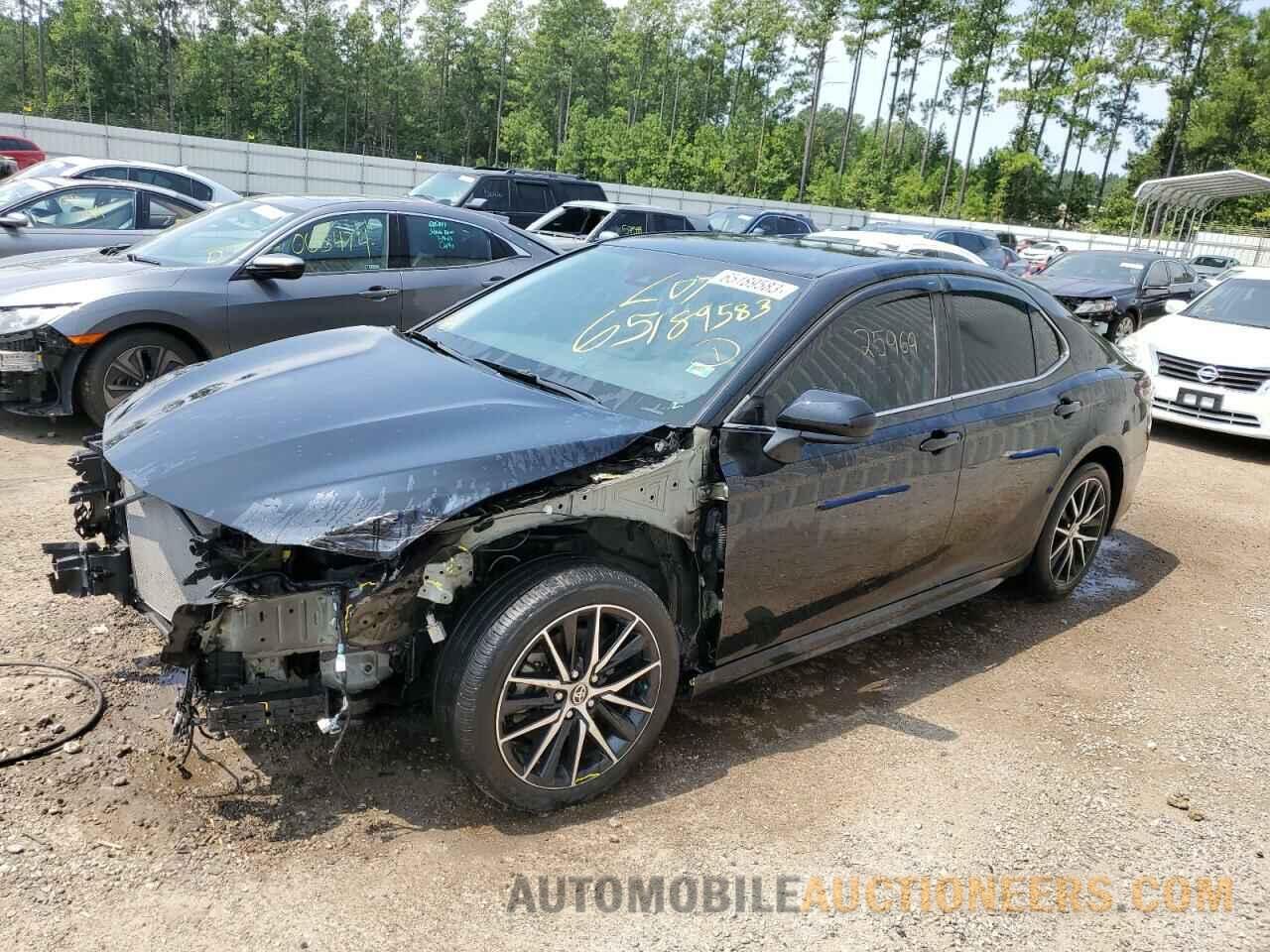 4T1G11AK2MU421701 TOYOTA CAMRY 2021