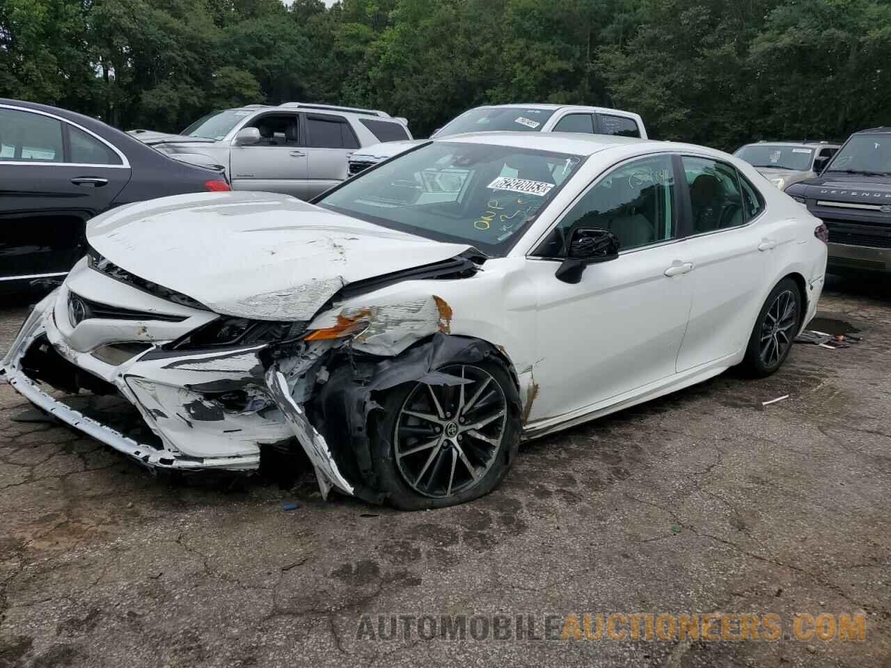 4T1G11AK2MU429426 TOYOTA CAMRY 2021