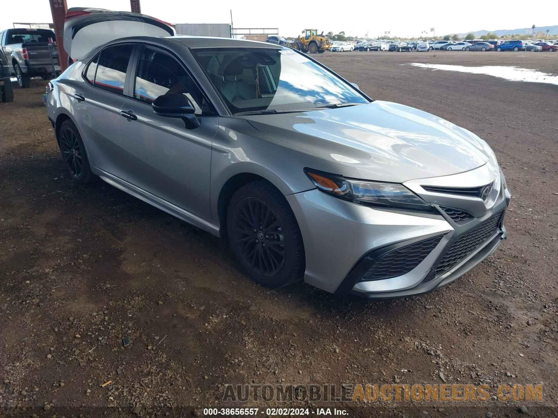 4T1G11AK2MU429989 TOYOTA CAMRY 2021