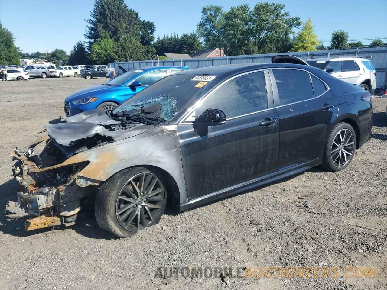 4T1G11AK2MU441933 TOYOTA CAMRY 2021