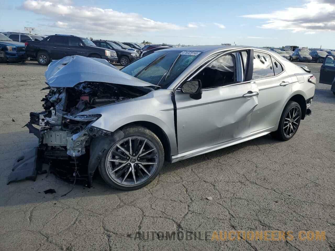 4T1G11AK2MU489397 TOYOTA CAMRY 2021