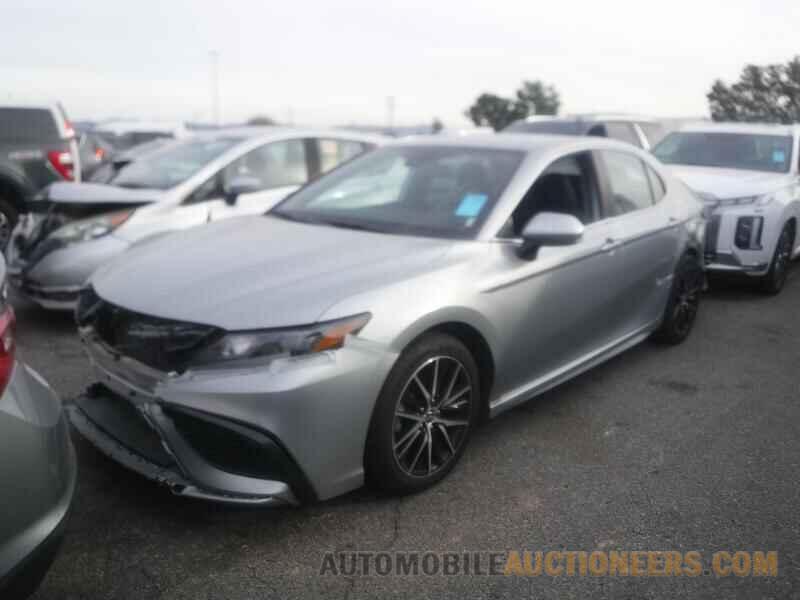 4T1G11AK2MU520390 Toyota Camry 2021