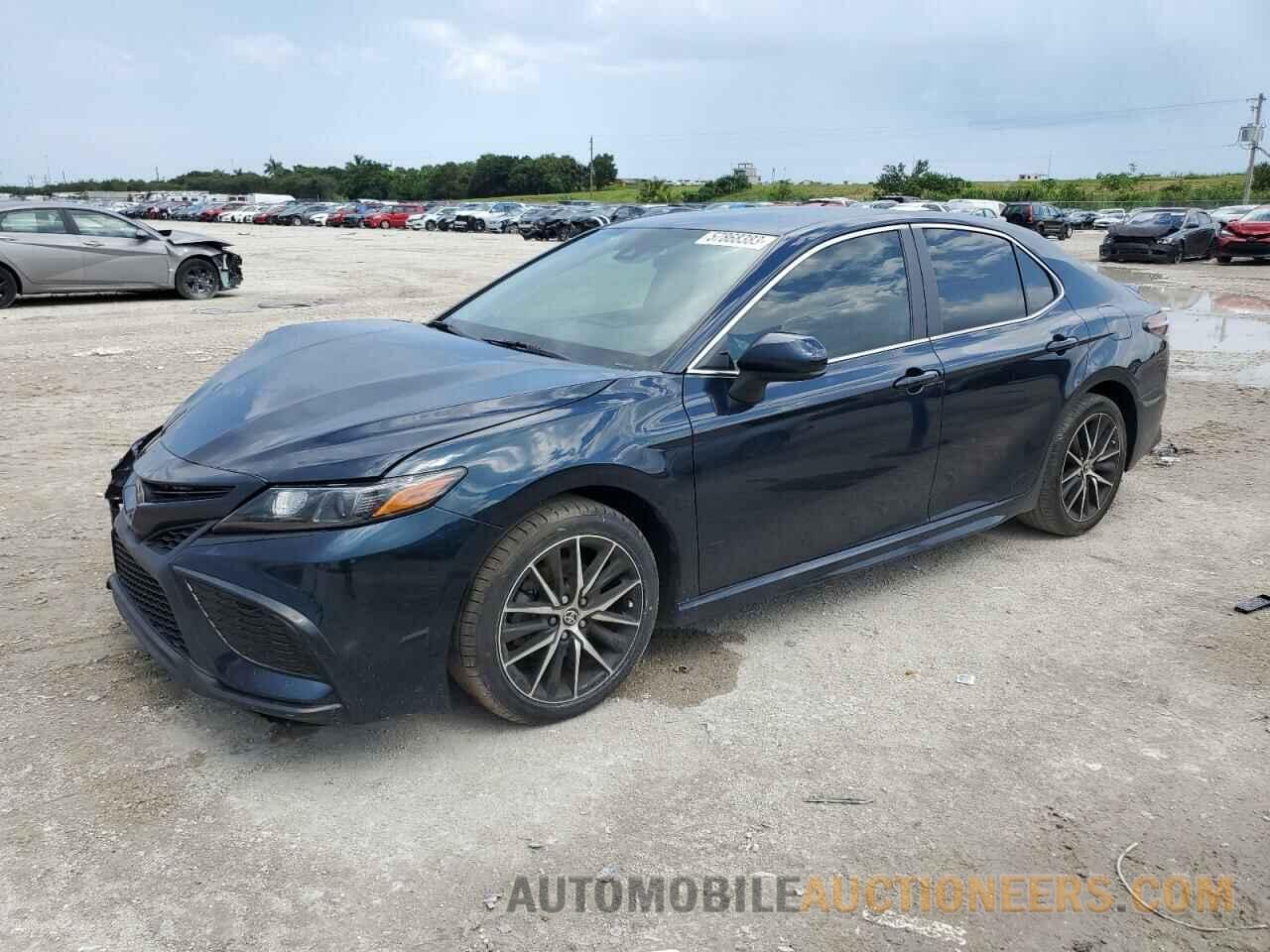 4T1G11AK2MU523046 TOYOTA CAMRY 2021