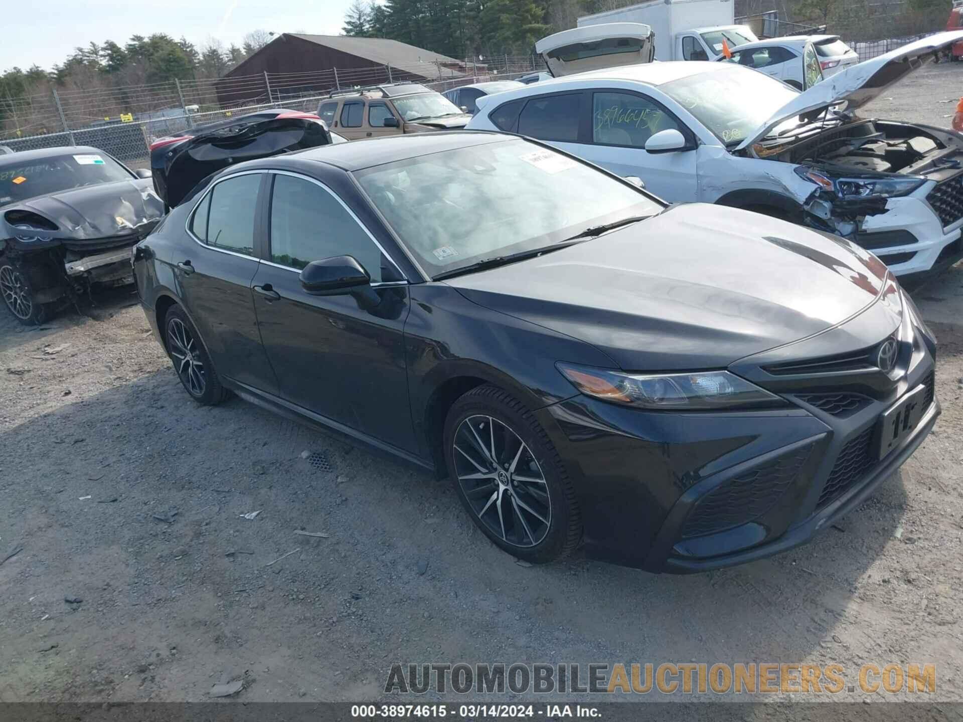 4T1G11AK2MU523290 TOYOTA CAMRY 2021