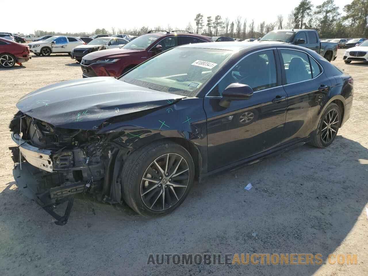 4T1G11AK2MU525198 TOYOTA CAMRY 2021