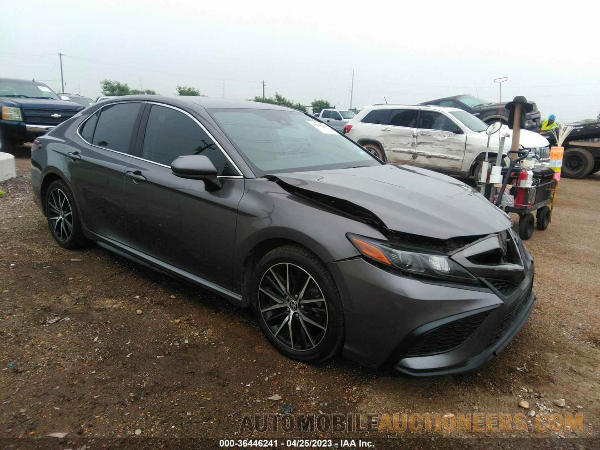 4T1G11AK2MU526707 TOYOTA CAMRY 2021