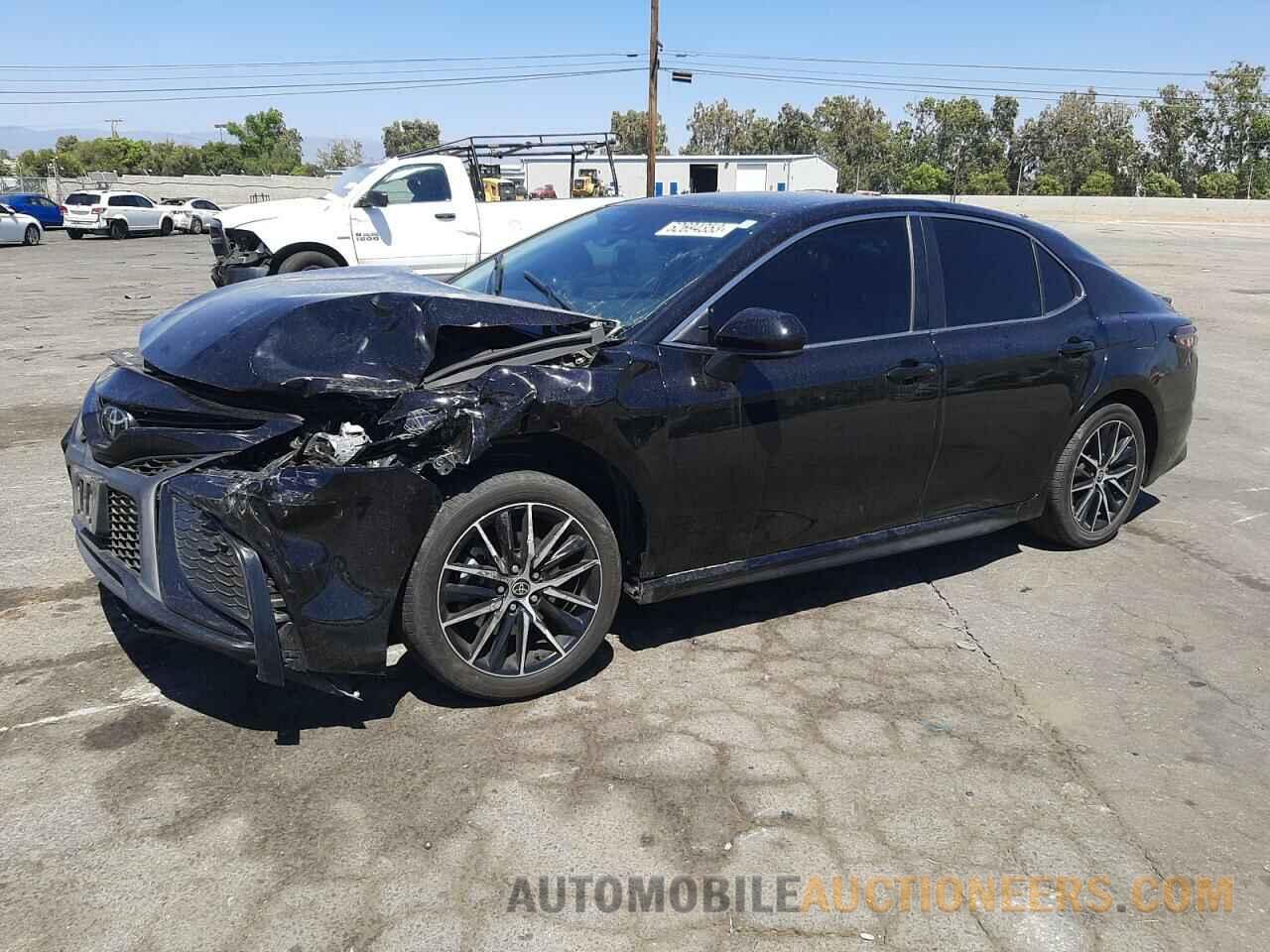 4T1G11AK2MU538095 TOYOTA CAMRY 2021