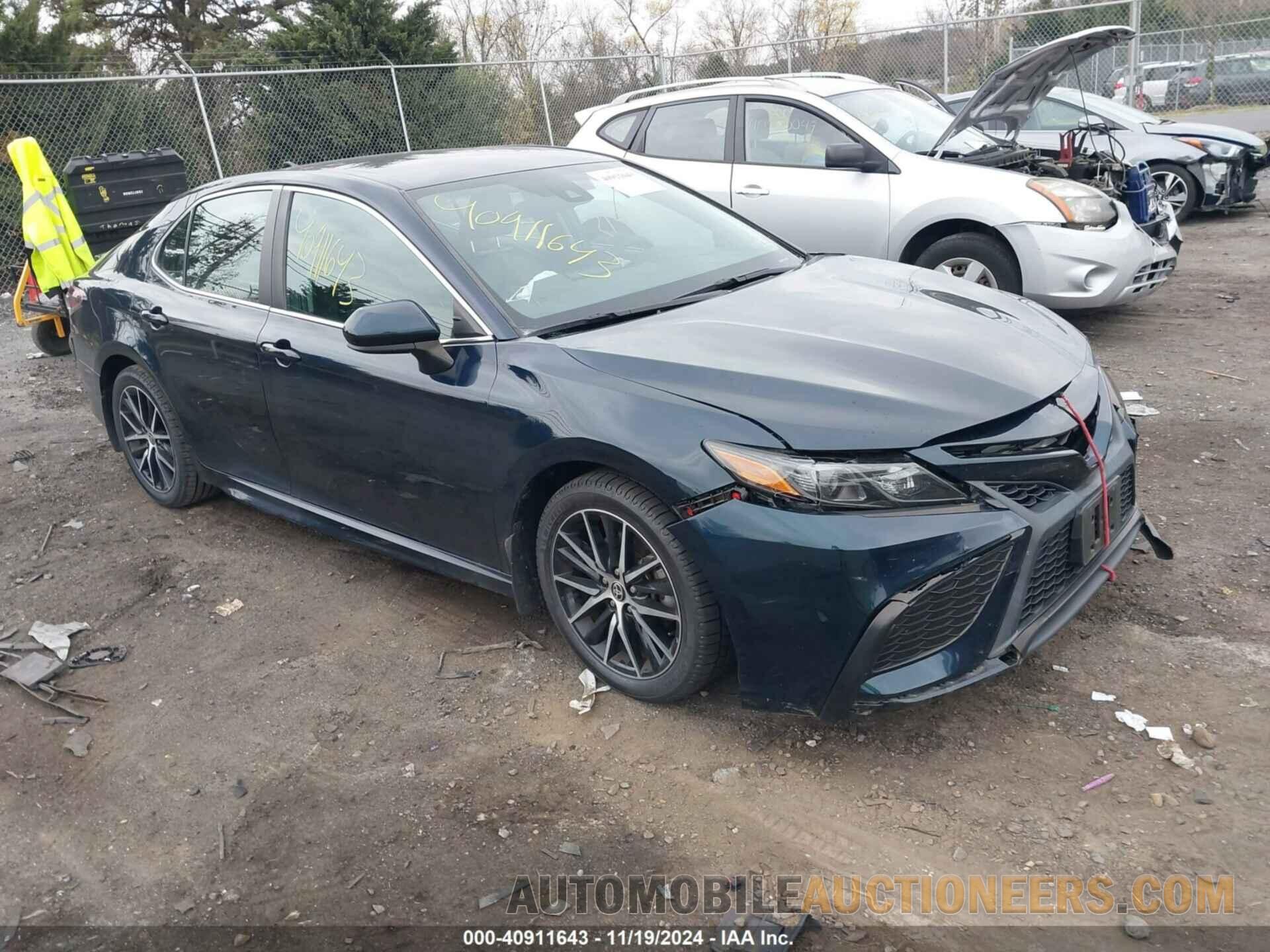 4T1G11AK2MU542437 TOYOTA CAMRY 2021