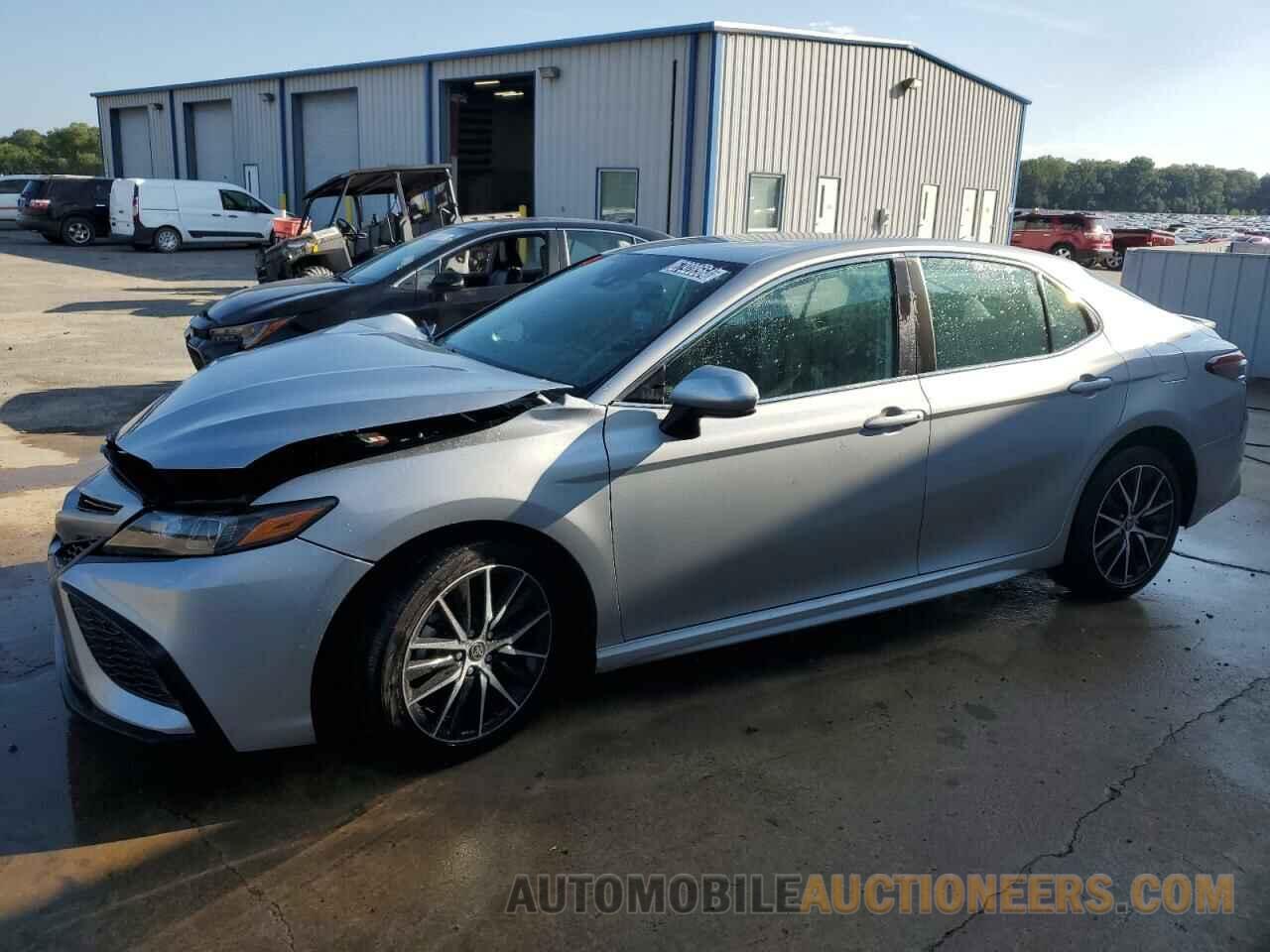 4T1G11AK2MU559772 TOYOTA CAMRY 2021