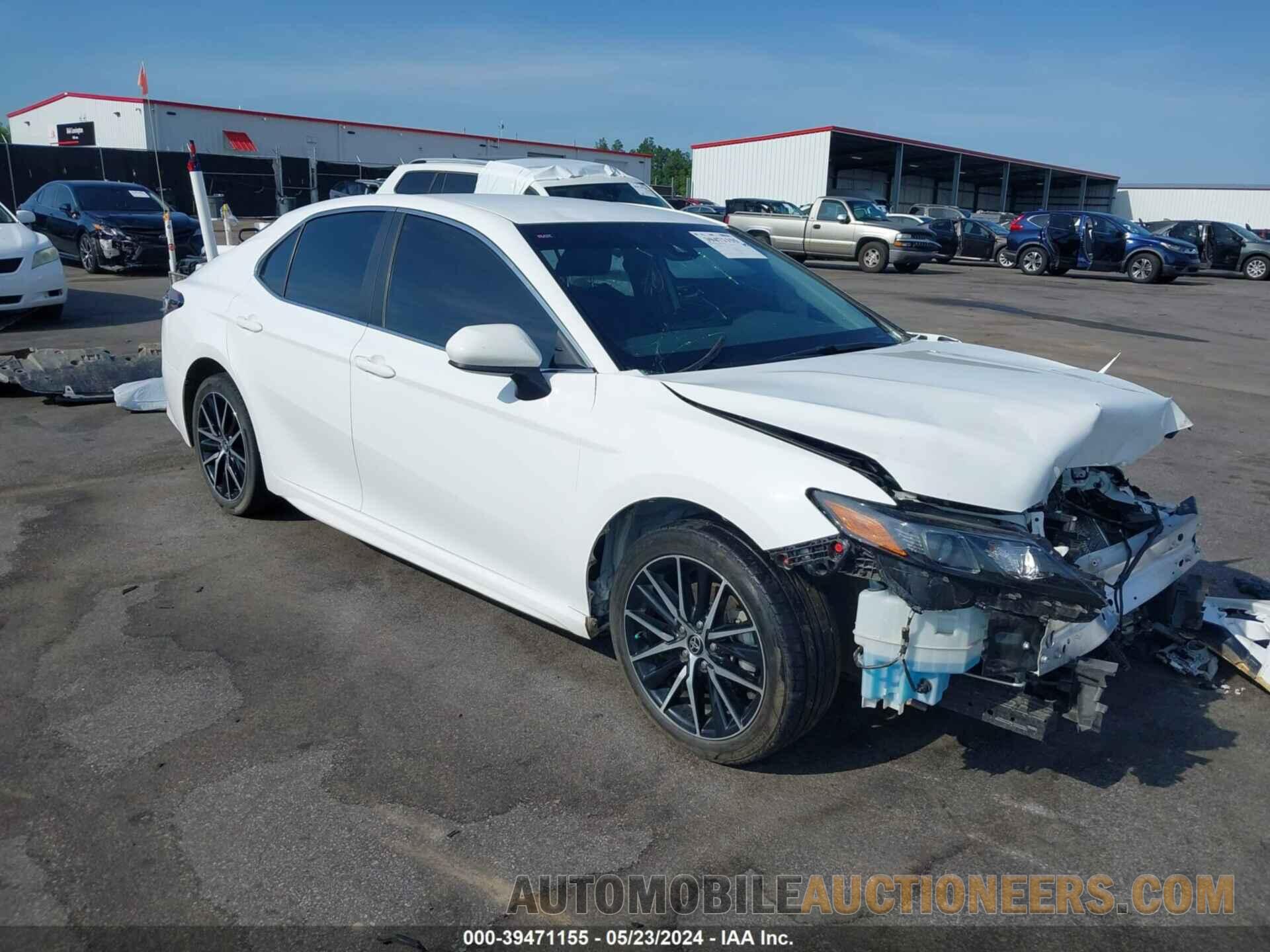 4T1G11AK2MU566964 TOYOTA CAMRY 2021