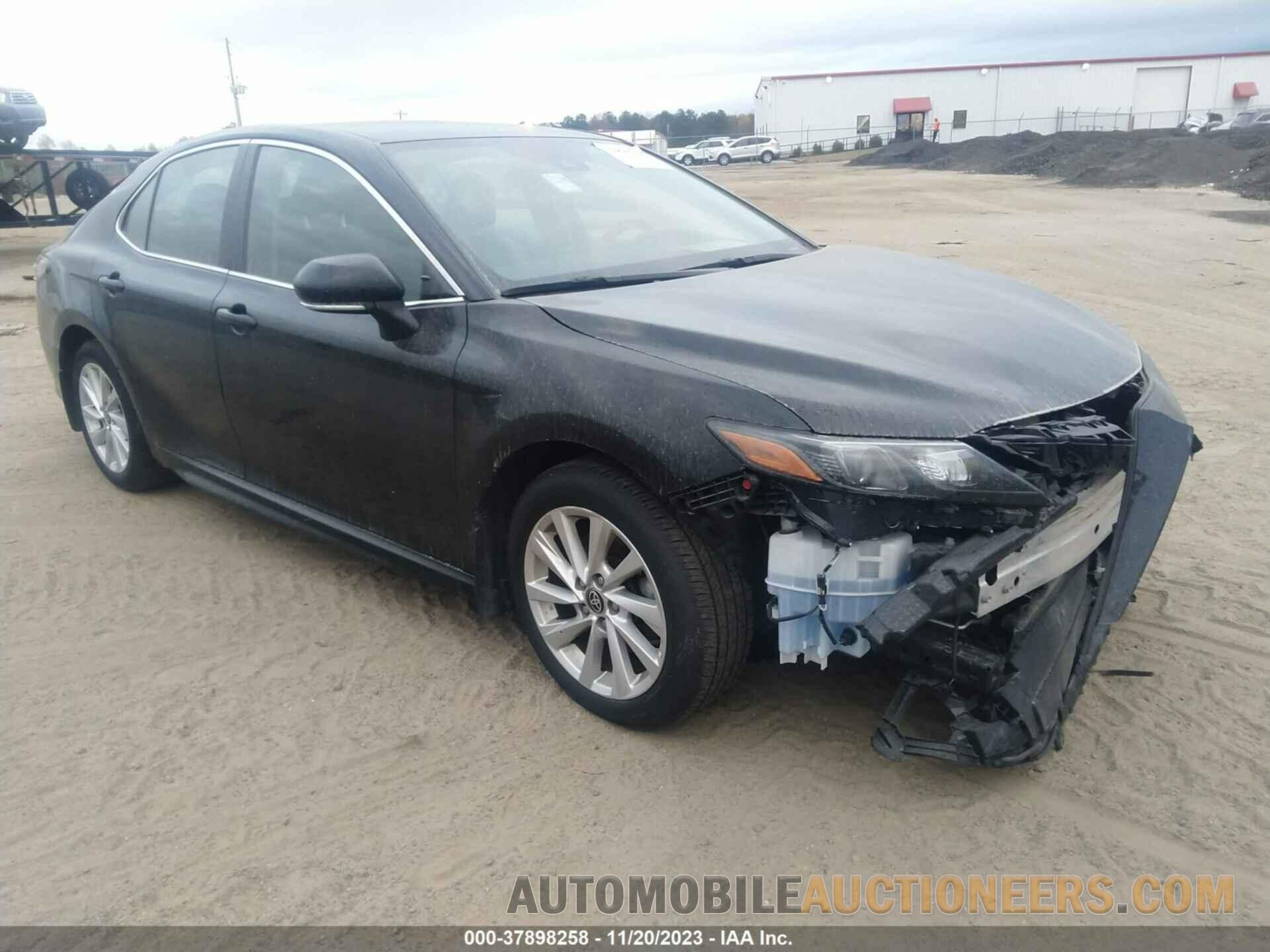 4T1G11AK2MU570187 TOYOTA CAMRY 2021