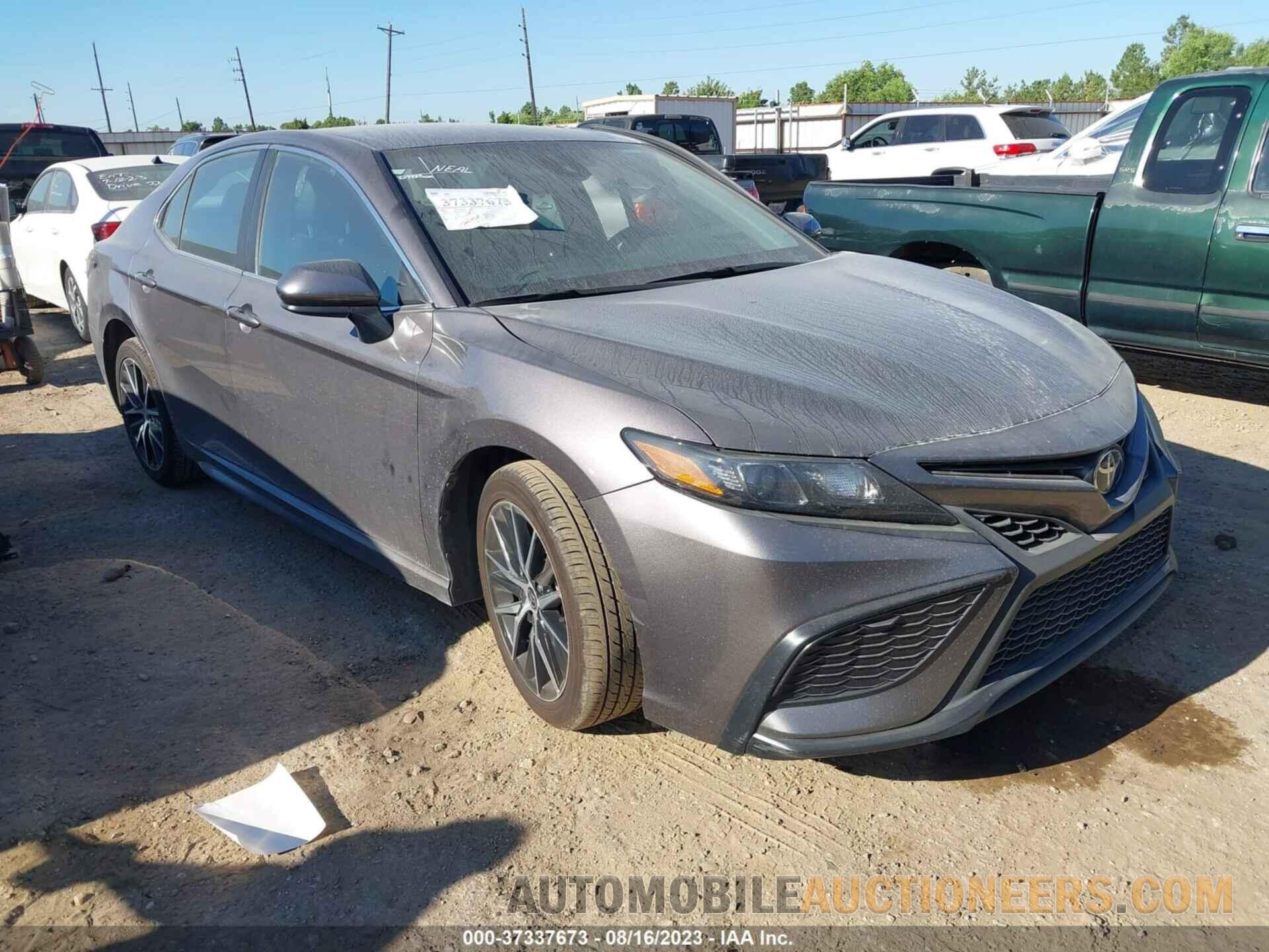 4T1G11AK2MU577267 TOYOTA CAMRY 2021