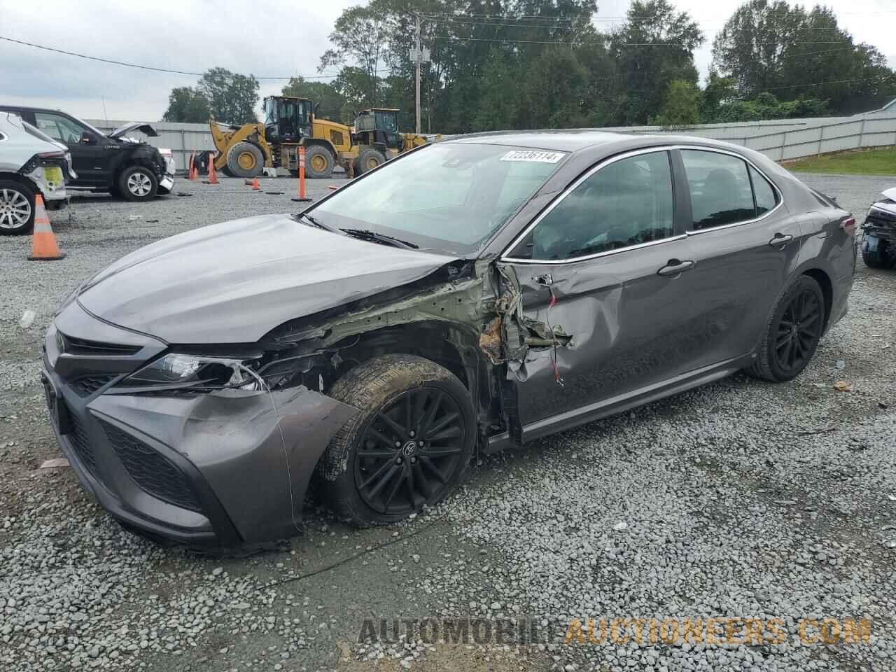 4T1G11AK2MU585255 TOYOTA CAMRY 2021