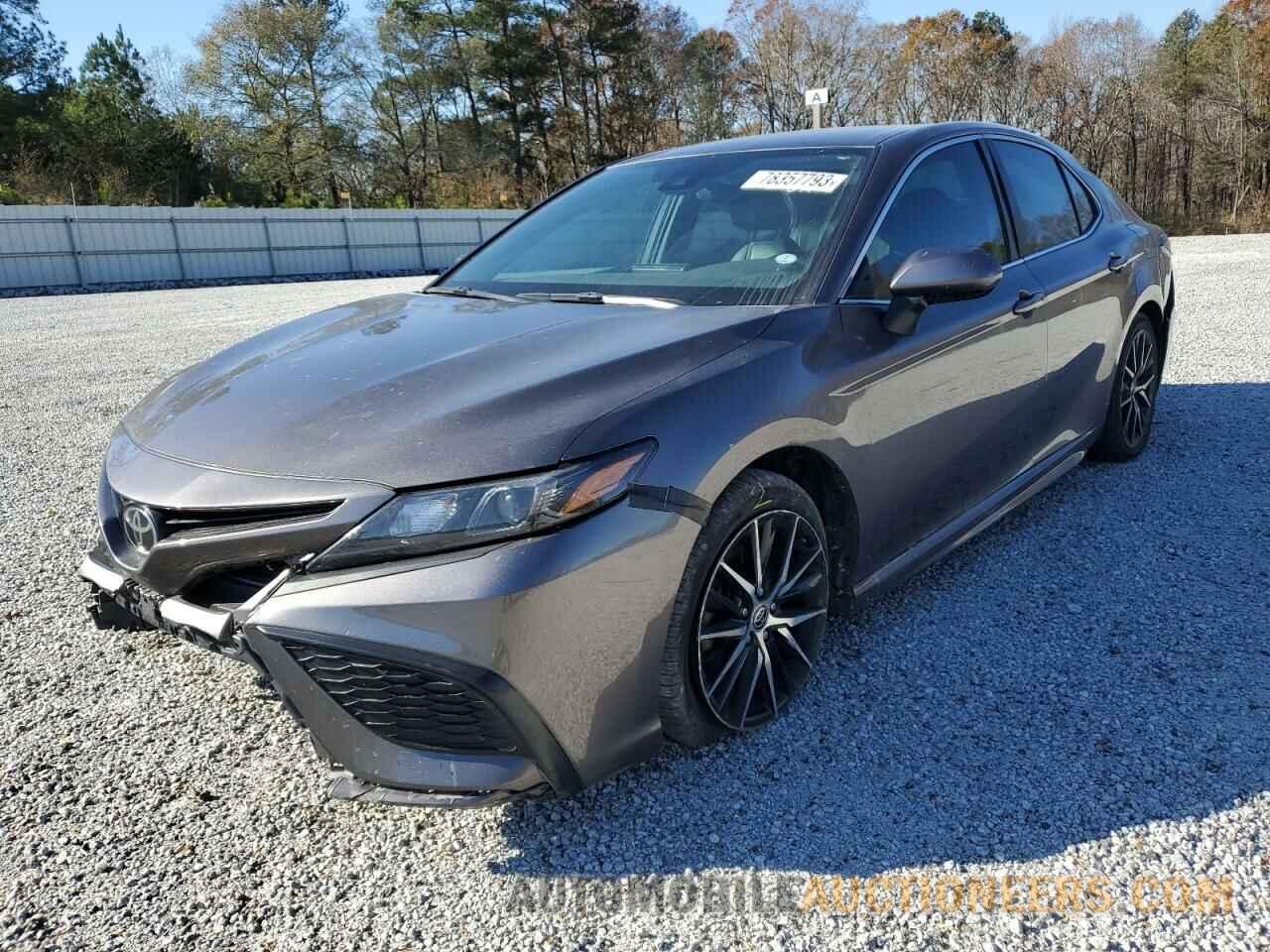 4T1G11AK2MU595753 TOYOTA CAMRY 2021