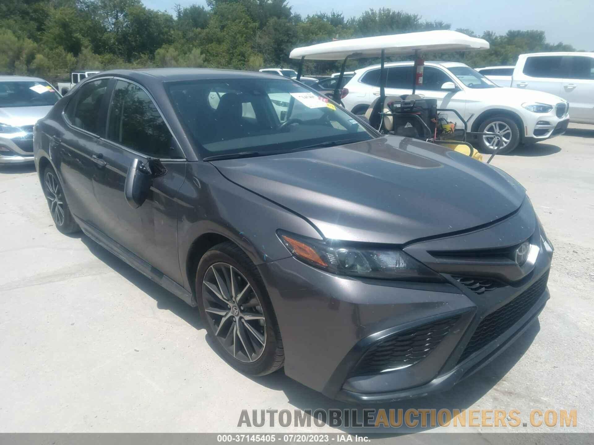 4T1G11AK2MU597311 TOYOTA CAMRY 2021