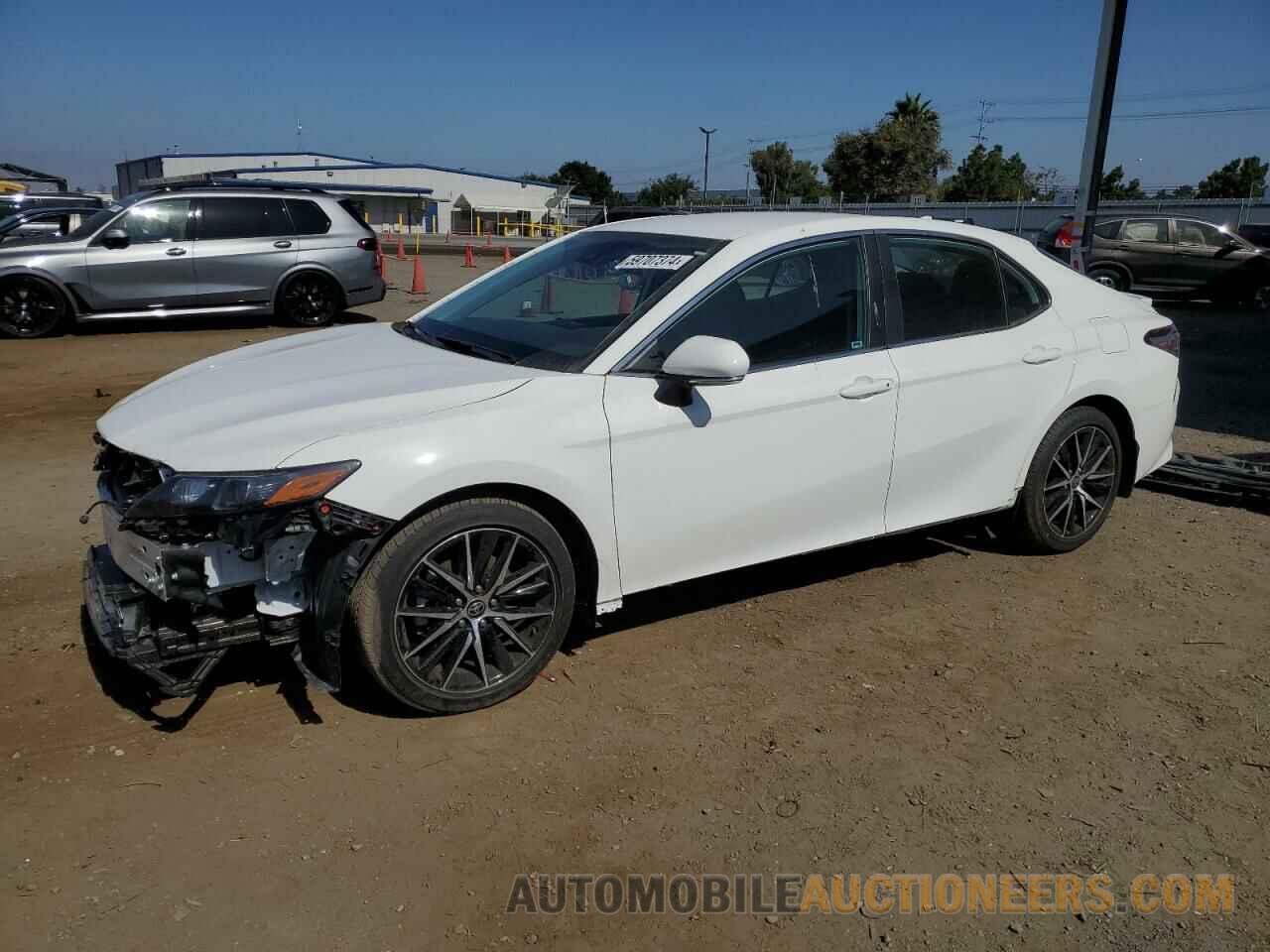 4T1G11AK2NU048435 TOYOTA CAMRY 2022