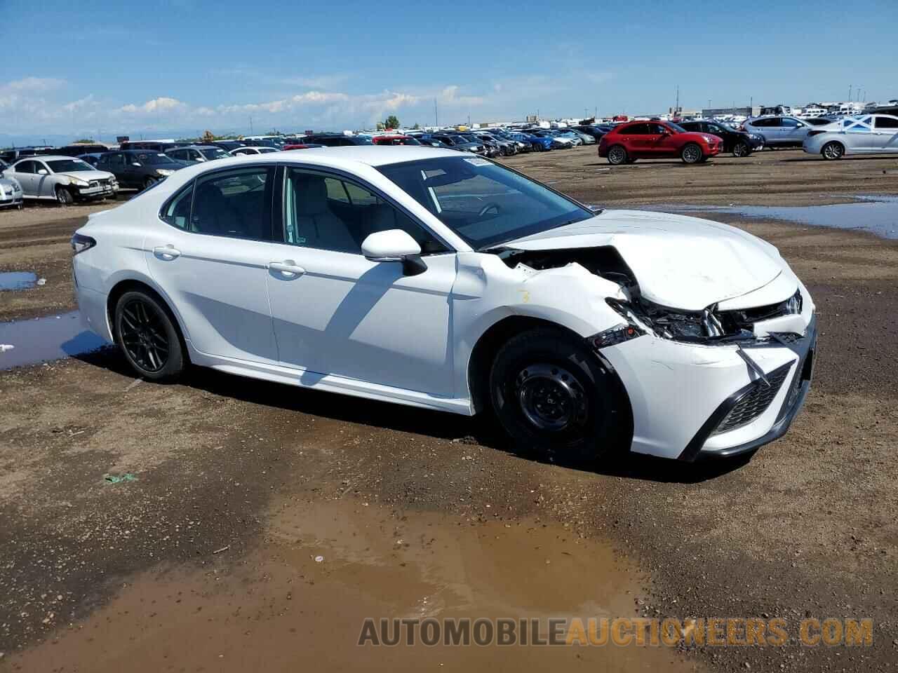 4T1G11AK2NU058415 TOYOTA CAMRY 2022