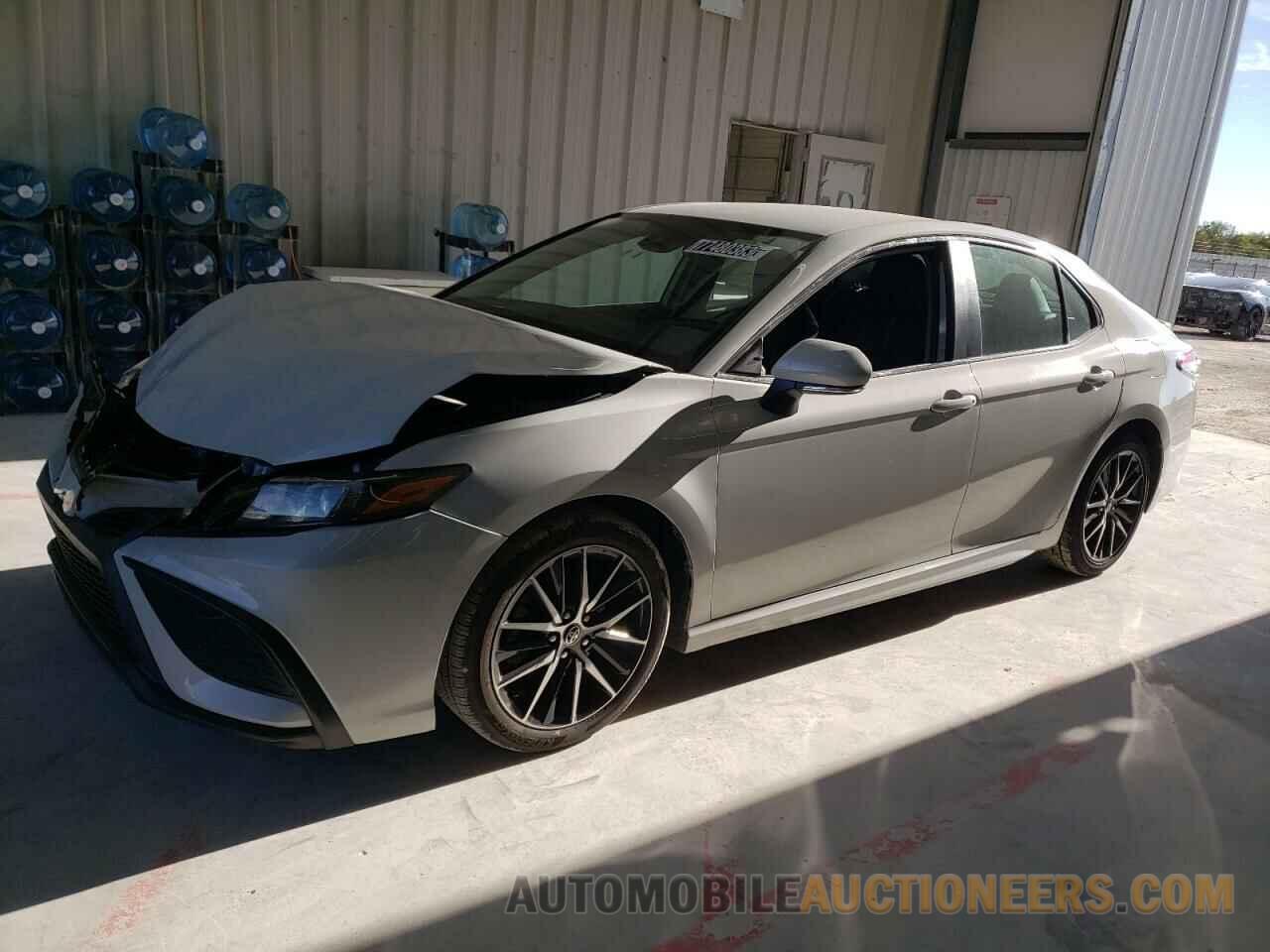 4T1G11AK2NU063307 TOYOTA CAMRY 2022