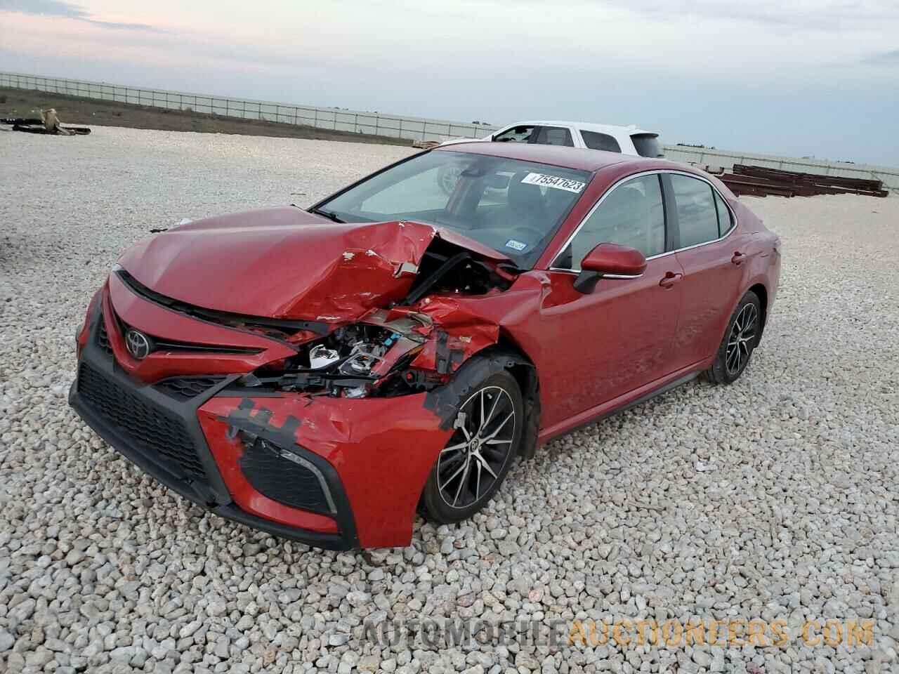 4T1G11AK2NU065252 TOYOTA CAMRY 2022