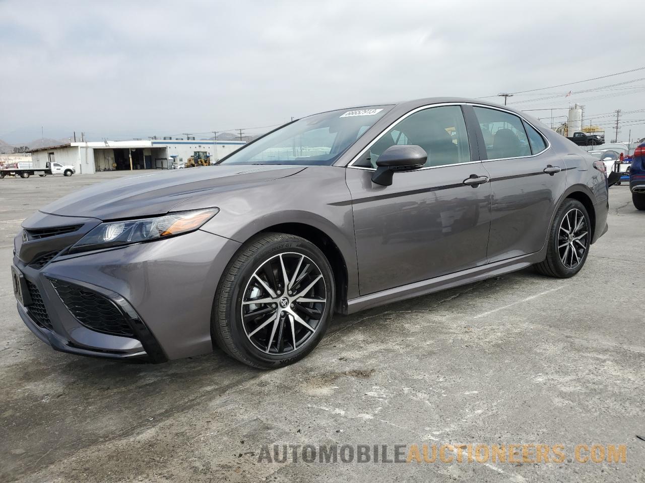 4T1G11AK2NU069799 TOYOTA CAMRY 2022