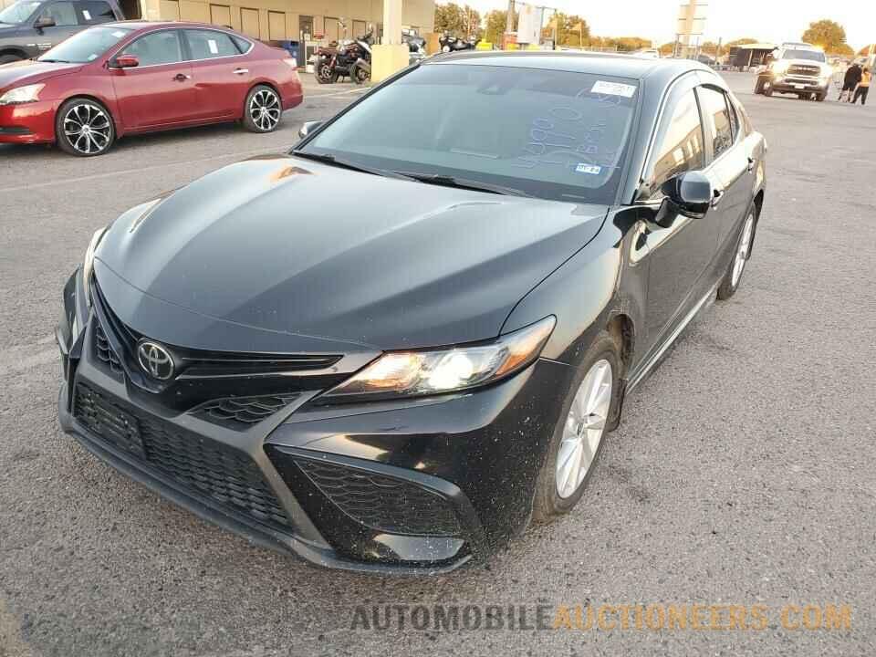 4T1G11AK2NU499901 Toyota Camry 2022