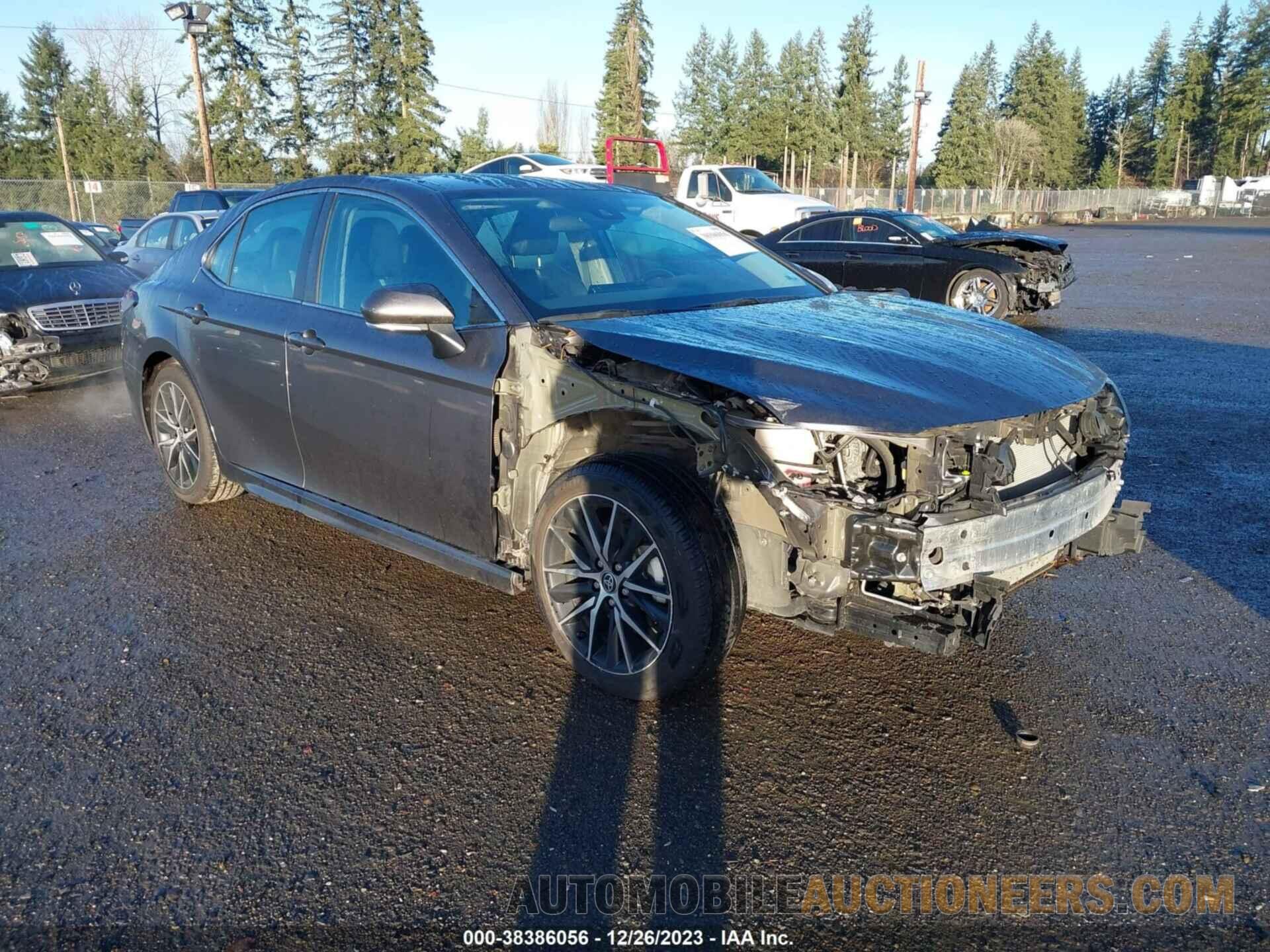 4T1G11AK2NU621222 TOYOTA CAMRY 2022