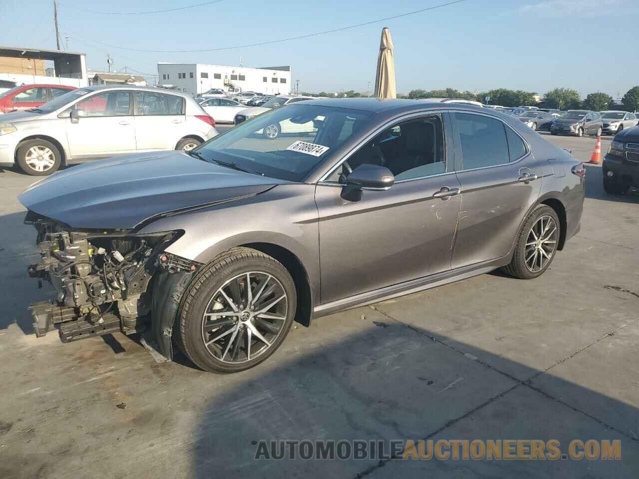 4T1G11AK2NU633094 TOYOTA CAMRY 2022