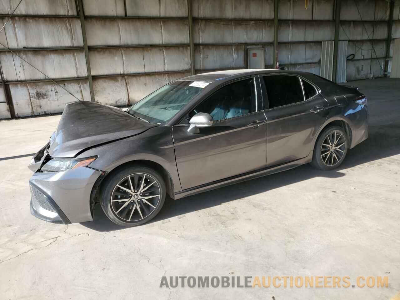 4T1G11AK2NU633726 TOYOTA CAMRY 2022