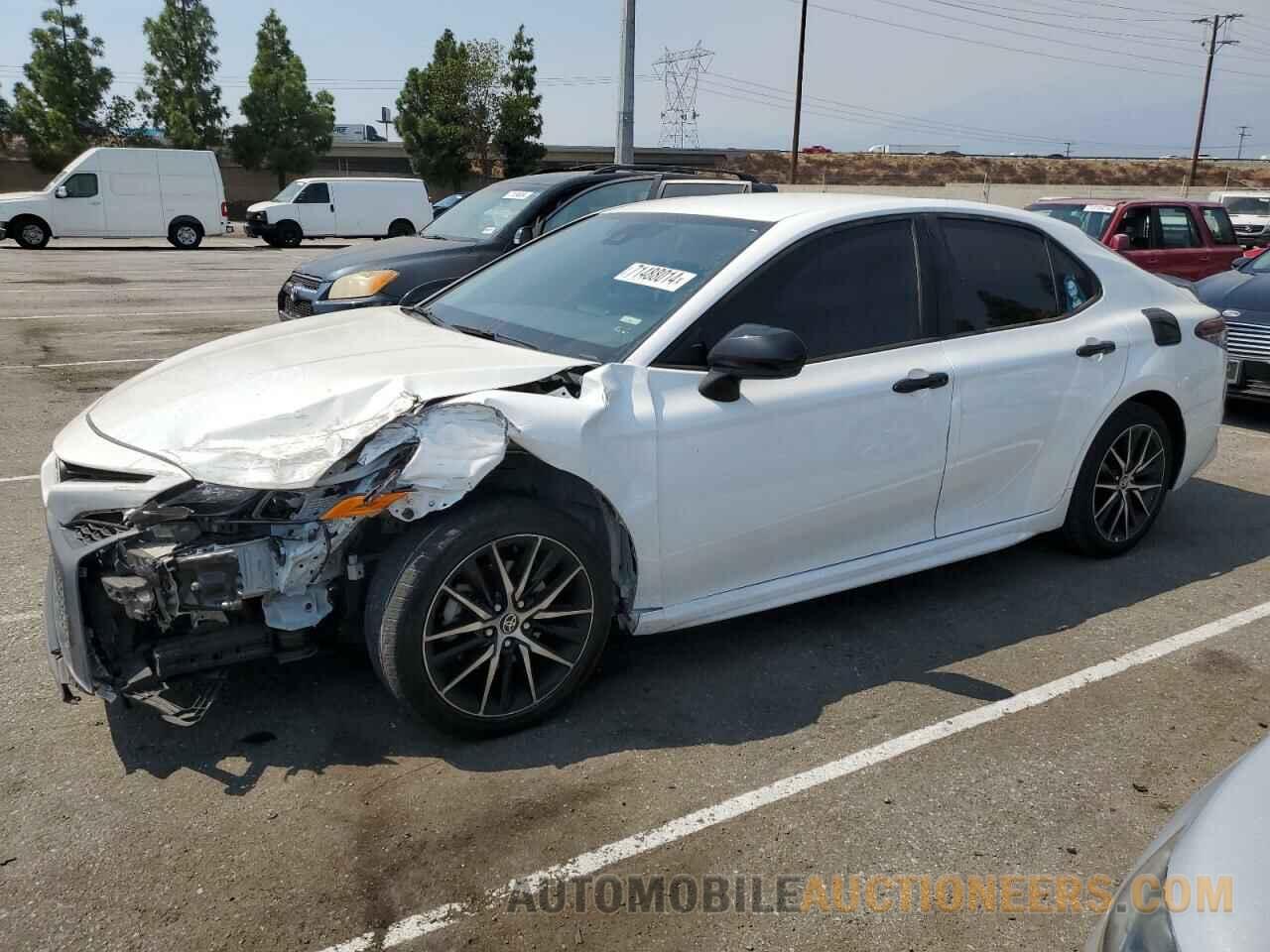 4T1G11AK2NU636321 TOYOTA CAMRY 2022