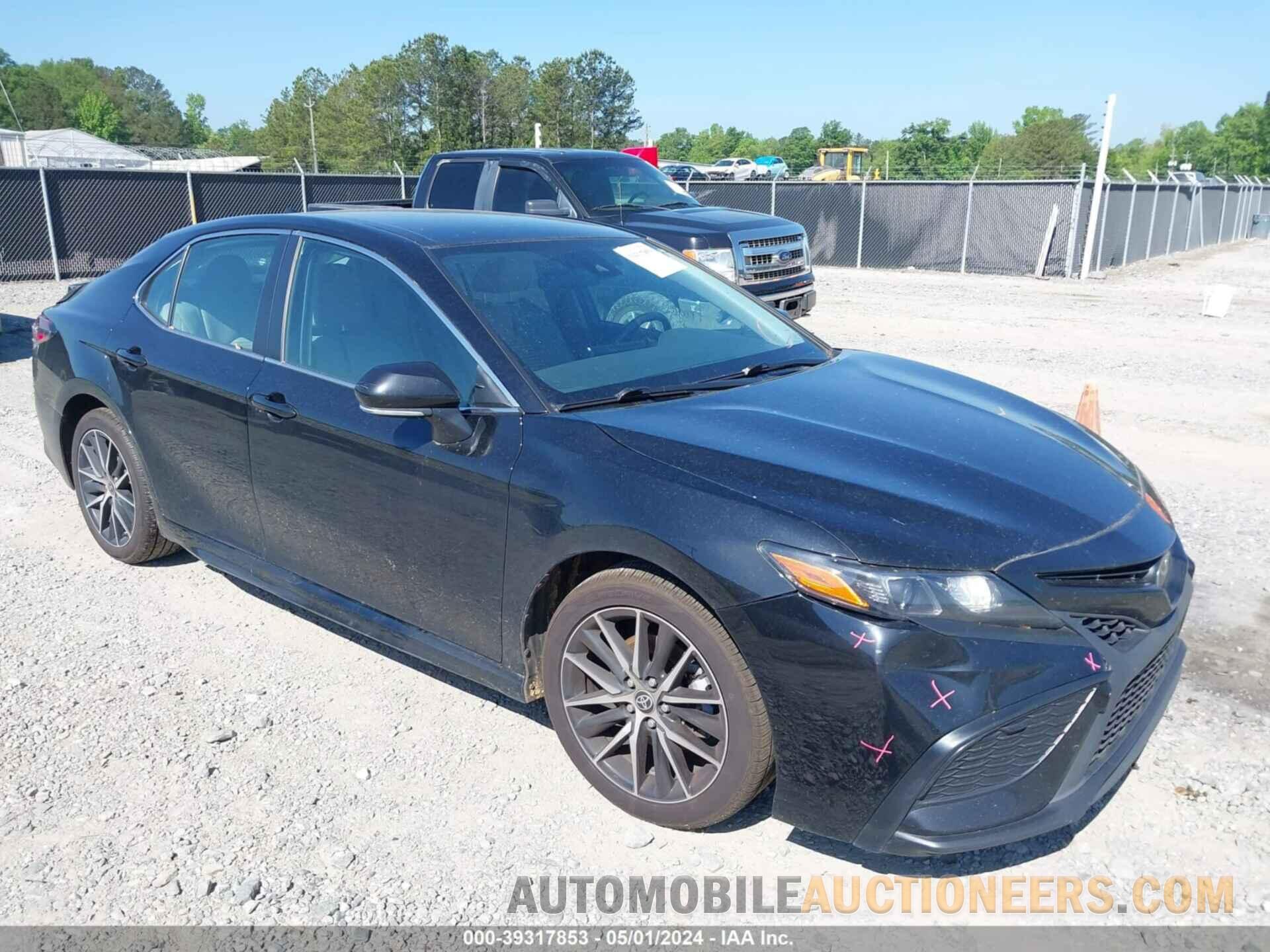 4T1G11AK2NU638764 TOYOTA CAMRY 2022