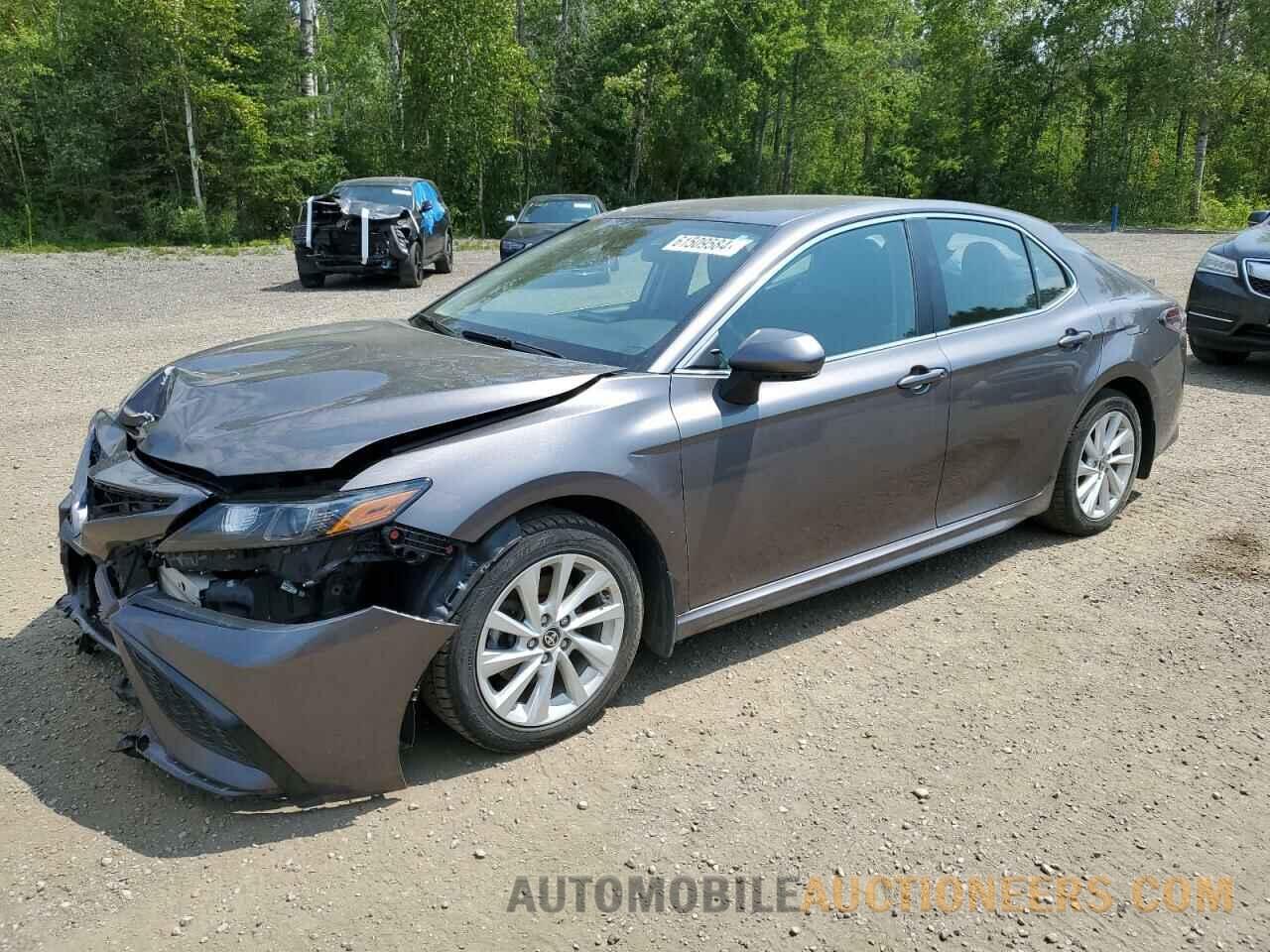 4T1G11AK2NU658111 TOYOTA CAMRY 2022