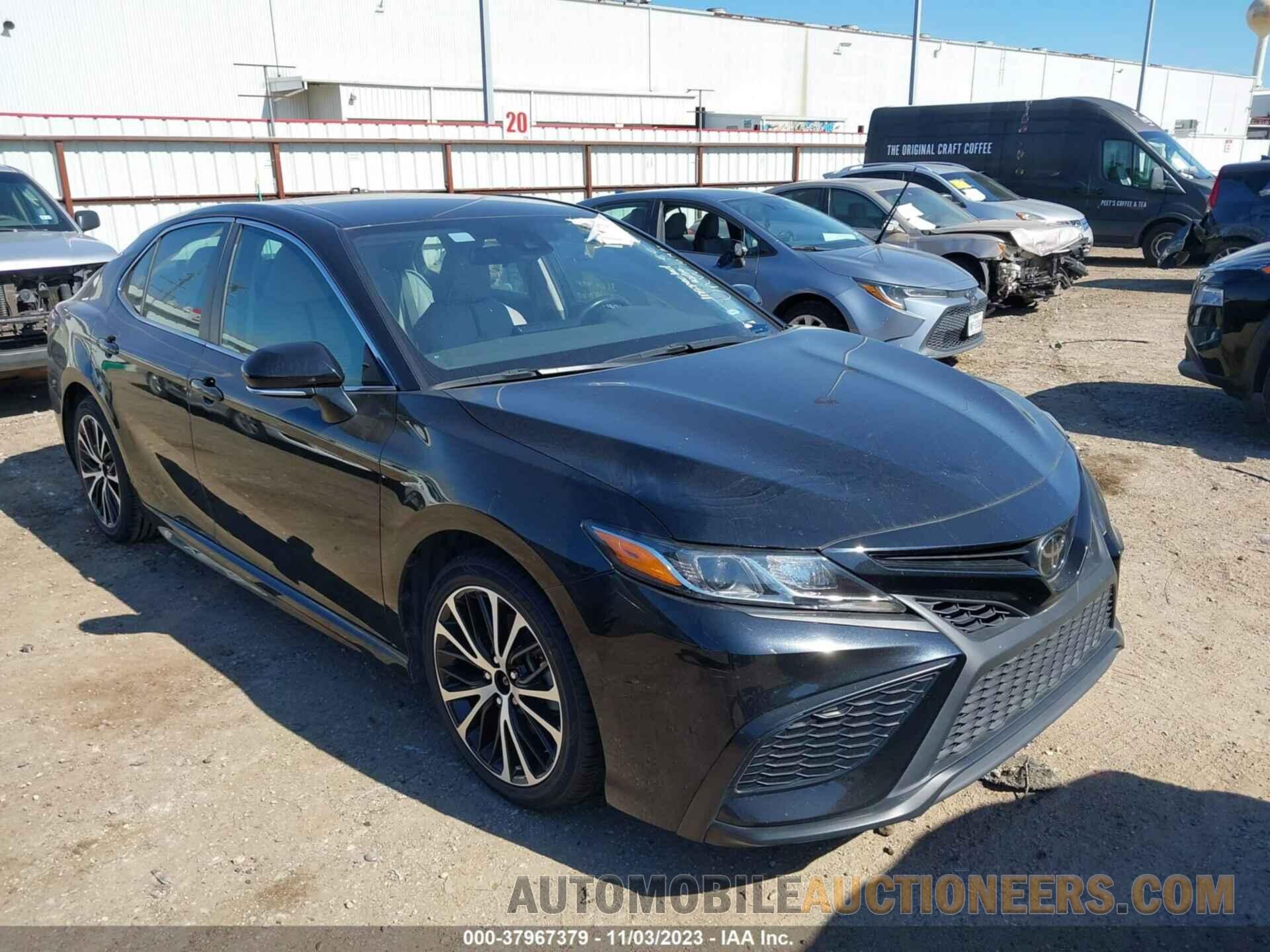 4T1G11AK2NU662613 TOYOTA CAMRY 2022