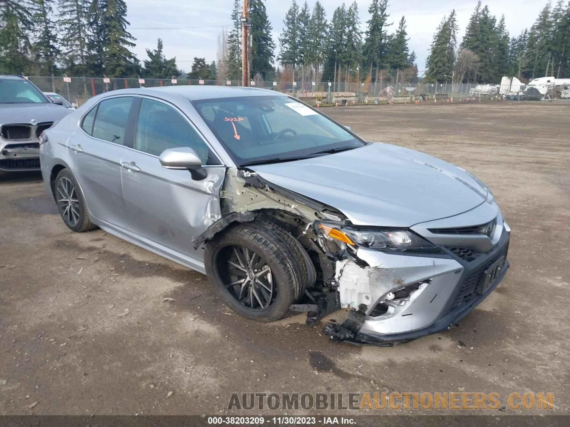 4T1G11AK2NU664913 TOYOTA CAMRY 2022