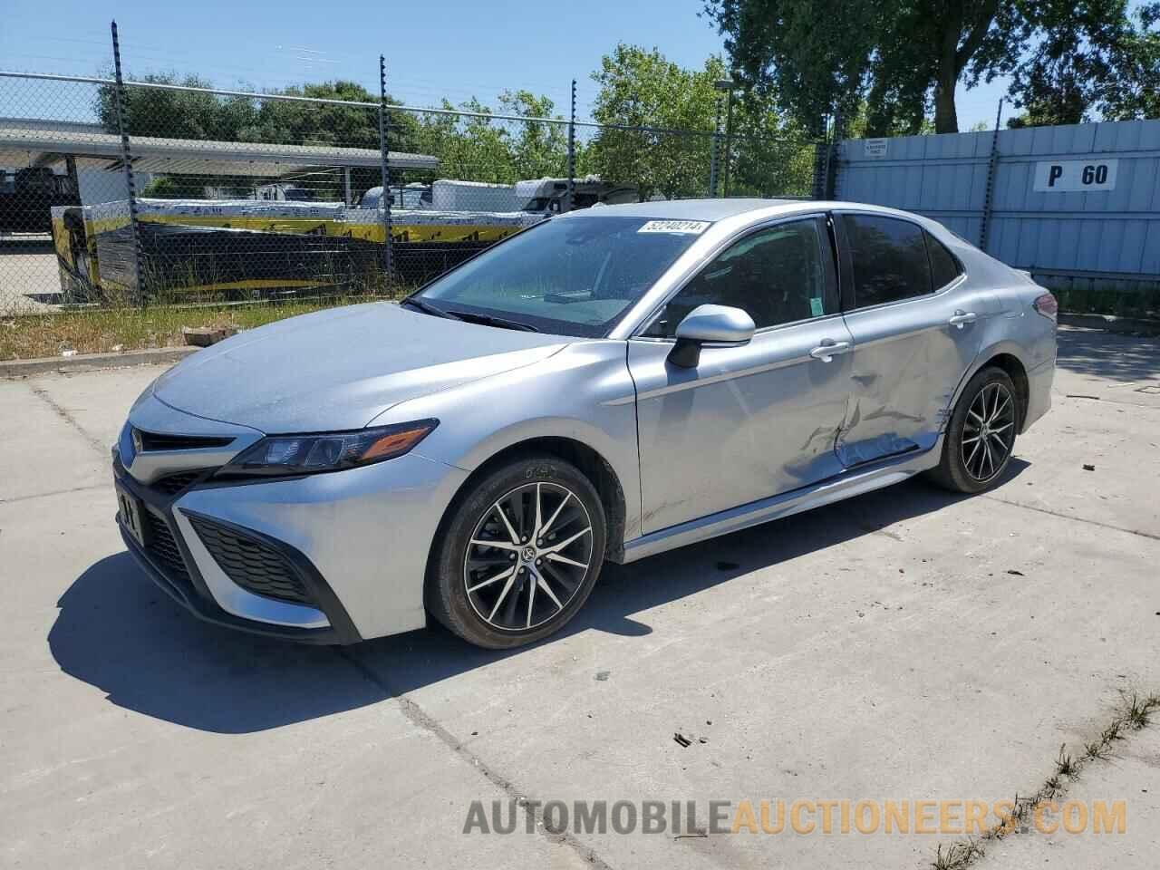 4T1G11AK2NU678262 TOYOTA CAMRY 2022