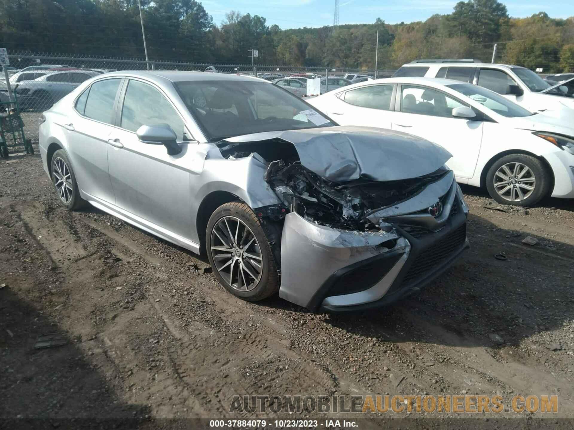 4T1G11AK2NU693604 TOYOTA CAMRY 2022