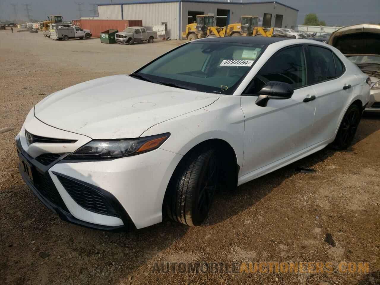 4T1G11AK2NU694834 TOYOTA CAMRY 2022