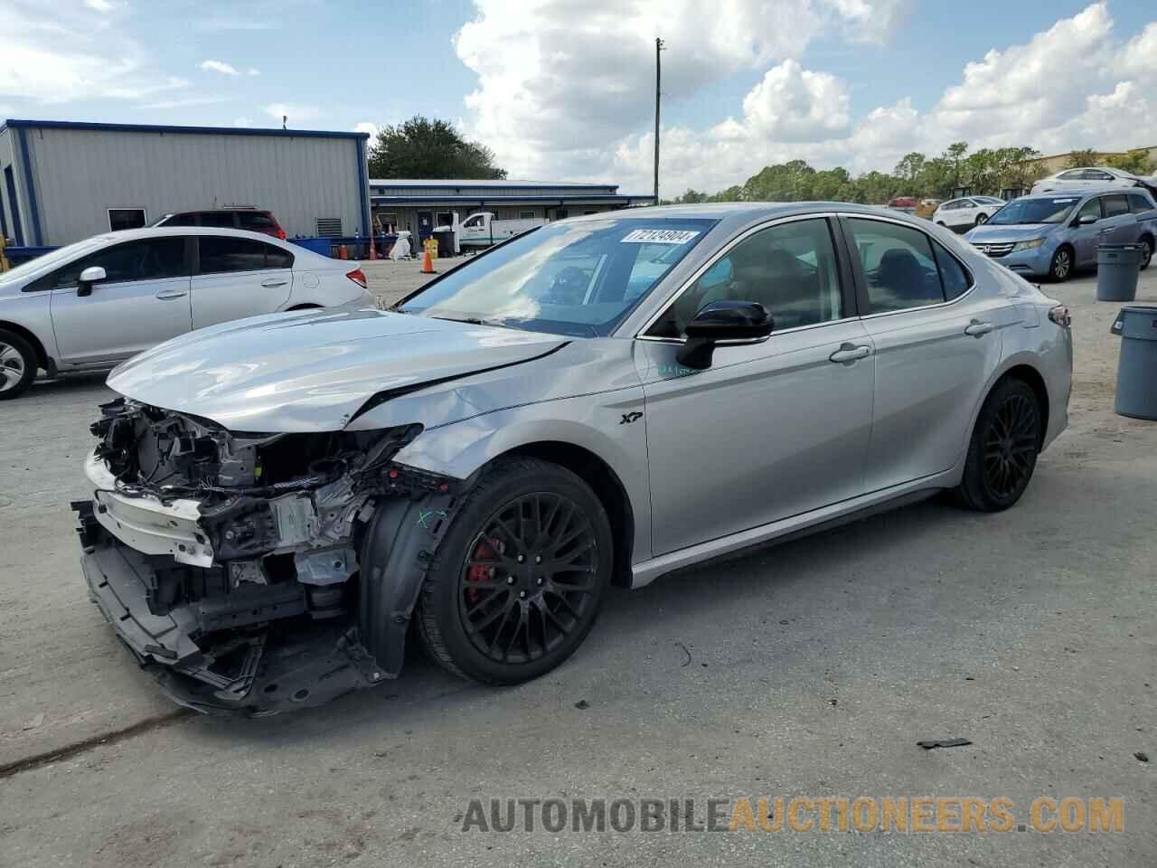 4T1G11AK2NU695918 TOYOTA CAMRY 2022